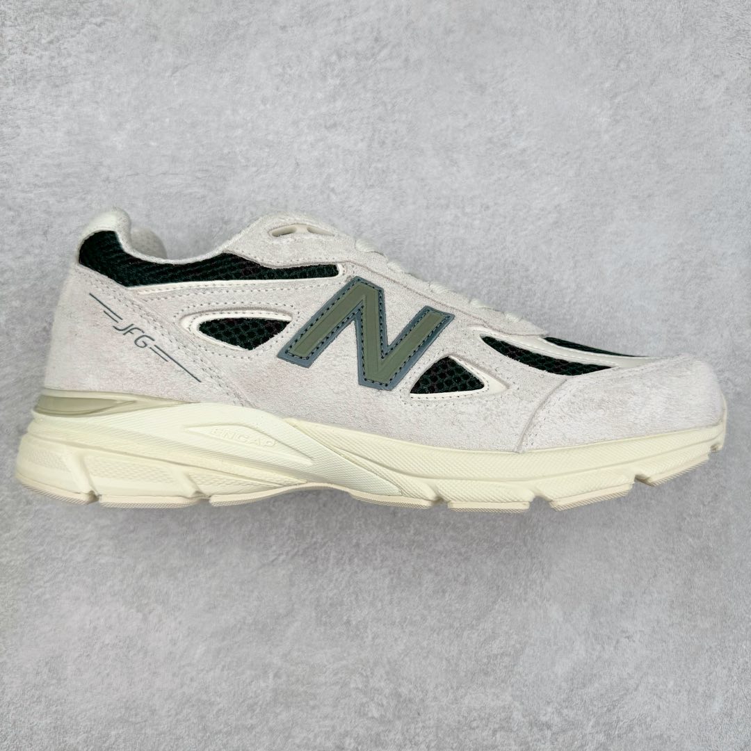 ＃K版纯原 New Balance in USA M990V4 新百伦NB系列美产血统经典复古休闲运动百搭老爹跑步鞋 990V4延续了品牌引以为傲的精湛制鞋技艺及经典复古轮廓 同时中底结合新的ACTIVE lite和PU材料 重新诠释ENCAP科技 带来绝佳缓震体验 于细节处 全鞋360度的3M反光设计 及鞋舌固定功能上的提升 配以全新的N标设计更是带来绝佳的用户体验 尺码：36 37 37.5 38 38.5 39 40 40.5 41.5 42 42.5 43 44 44.5 45-选品中心