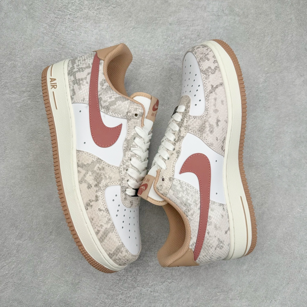 图片[3]-NK Air Force 1´07 Low 空军一号低帮百搭休闲运动板鞋 柔软、弹性十足的缓震性能和出色的中底设计 横跨复古与现代的外型结合 造就出风靡全球 三十多年的Force 1 直到今天还深受青睐 尺码：36 36.5 37.5 38 38.5 39 40 40.5 41 42 42.5 43 44 44.5 45-选品中心