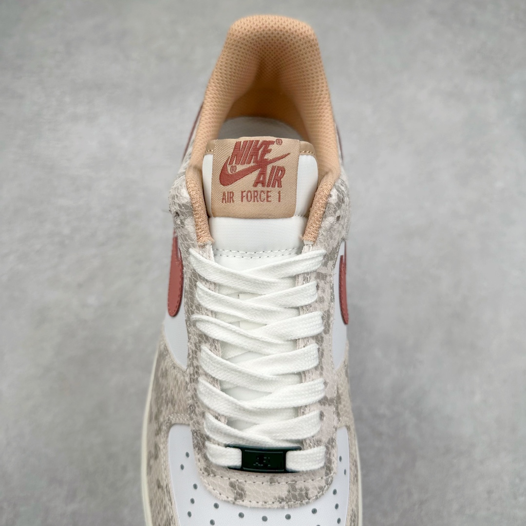 图片[5]-NK Air Force 1´07 Low 空军一号低帮百搭休闲运动板鞋 柔软、弹性十足的缓震性能和出色的中底设计 横跨复古与现代的外型结合 造就出风靡全球 三十多年的Force 1 直到今天还深受青睐 尺码：36 36.5 37.5 38 38.5 39 40 40.5 41 42 42.5 43 44 44.5 45-选品中心