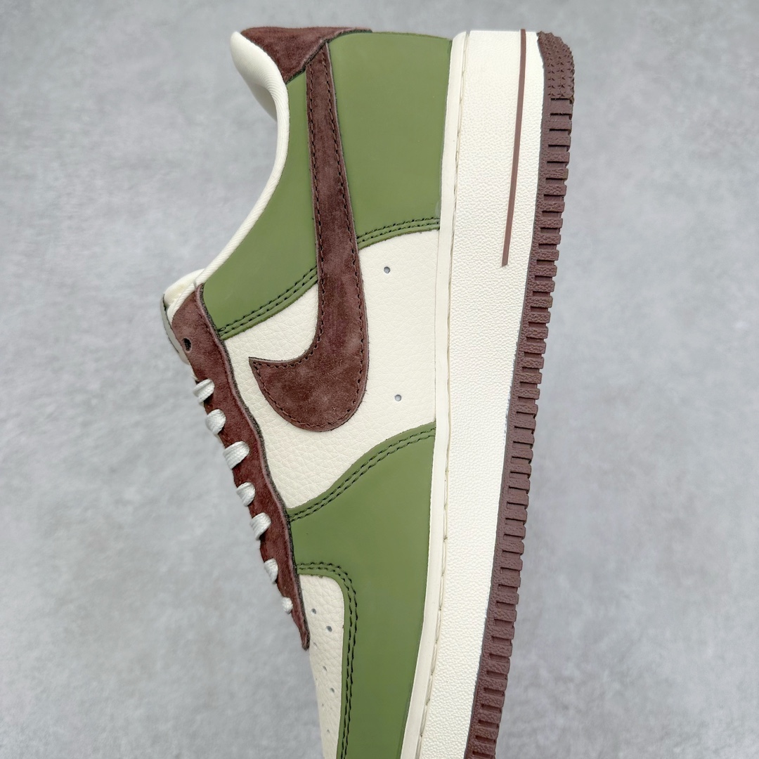 图片[7]-NK Air Force 1´07 Low 空军一号低帮百搭休闲运动板鞋 KK1988-038 柔软、弹性十足的缓震性能和出色的中底设计 横跨复古与现代的外型结合 造就出风靡全球 三十多年的Force 1 直到今天还深受青睐 尺码：36 36.5 37.5 38 38.5 39 40 40.5 41 42 42.5 43 44 44.5 45-选品中心