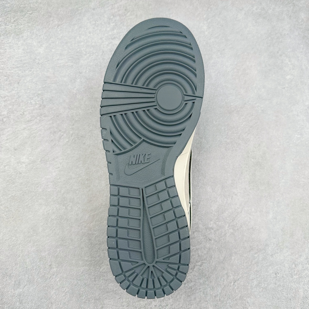 图片[9]-NK Dunk Low 定制配色 BB7518-007 大厂出品 极力推荐 原装头层材料 独家版型蒸餾加工帶來的是更好的视觉和脚感体验大厂纯原品质出货 清洁度 电绣工艺 皮料切割干净无任何毛边 细节完美 尺码：36 36.5 37.5 38 38.5 39 40 40.5 41 42 42.5 43 44 44.5 45 46 47.5-选品中心