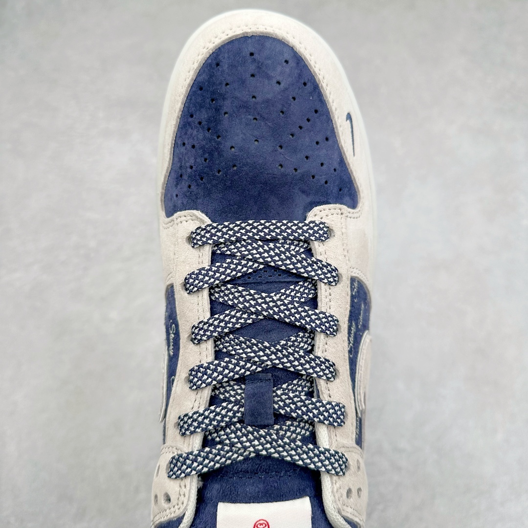 图片[4]-NK Dunk Low 定制配色 XX2025-528 大厂出品 极力推荐 原装头层材料 独家版型蒸餾加工帶來的是更好的视觉和脚感体验大厂纯原品质出货 清洁度 电绣工艺 皮料切割干净无任何毛边 细节完美 尺码：36 36.5 37.5 38 38.5 39 40 40.5 41 42 42.5 43 44 44.5 45 46 47.5-选品中心