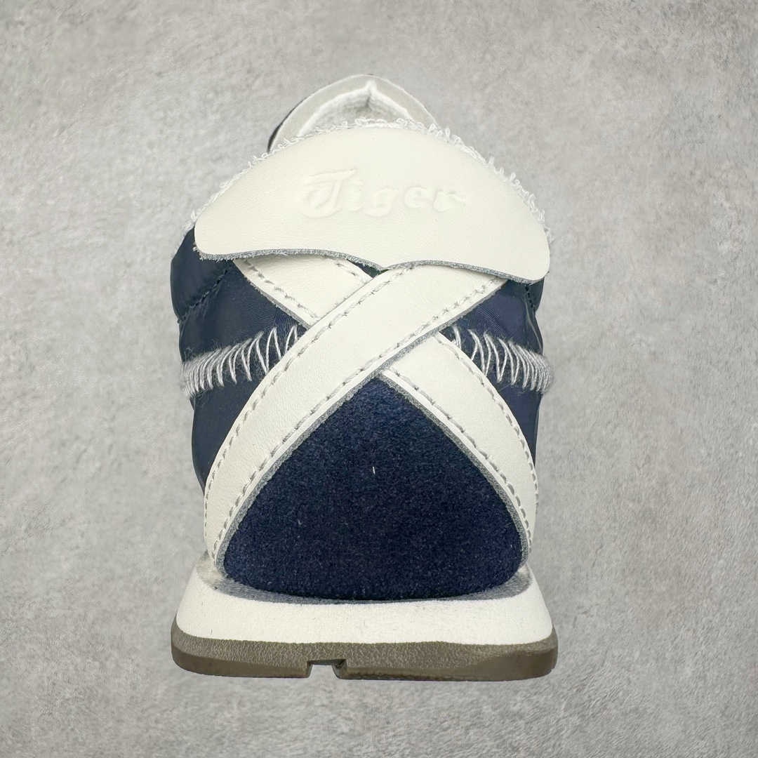 图片[8]-Onitsuka Tiger CORSAIR™ A55鞋款 作为鬼冢虎品牌创立75周年限定之作 灵感源自1970 年代 慢跑热潮先驱的经典鞋履TIGER CORSAIRT™ 以现代视角崭新呈现 简约廓形与细密缝线条纹相得益彰 饰以鬼塚虎标志性的后跟提耳和十字补强 崭新演绎经典之美 轻盈鞋身搭配出色缓震的纤薄鞋底 精妙平衡舒适与时尚 尺码：36 37 37.5 38 39 39.5 40 40.5 41.5 42 42.5 43 44 44.5 45-选品中心