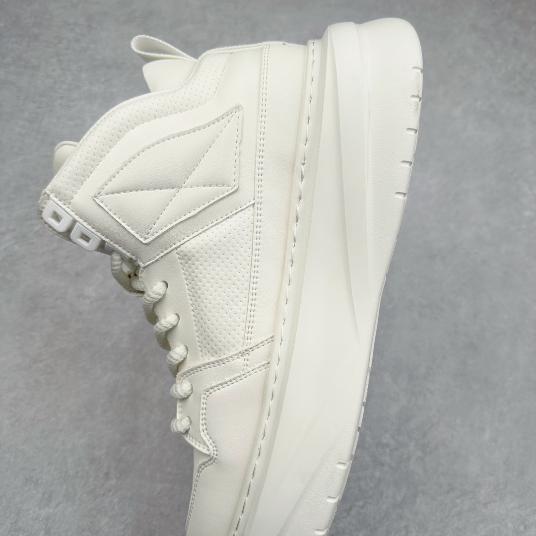 图片[7]-ECCO爱步防滑高帮鞋子男款 黑白简约耐磨休闲鞋 柔酷周年系列创新新品 甄选品质牛皮鞋面，轻盈柔韧 具有良好透气性 舒适耐穿 简约系带设计，可自由调节松紧 贴合脚型 直接注塑的PU鞋底，轻盈柔韧 防滑耐磨 核心科技 高帮风潮 率性出街 时尚通勤 假日随享 尺码：38 39 40 41 42 43 44（皮鞋码）-选品中心