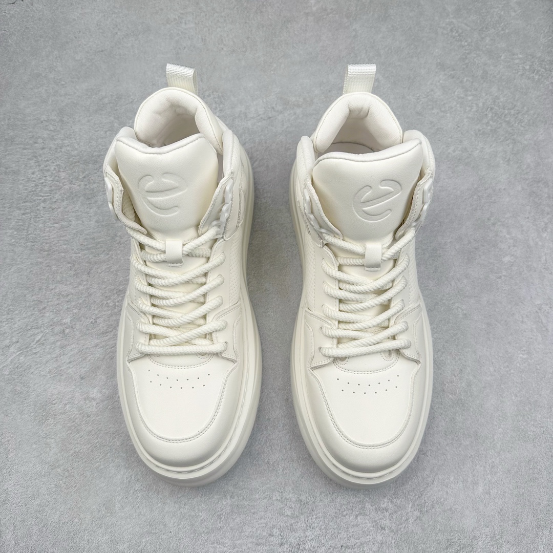 图片[2]-ECCO爱步防滑高帮鞋子男款 黑白简约耐磨休闲鞋 柔酷周年系列创新新品 甄选品质牛皮鞋面，轻盈柔韧 具有良好透气性 舒适耐穿 简约系带设计，可自由调节松紧 贴合脚型 直接注塑的PU鞋底，轻盈柔韧 防滑耐磨 核心科技 高帮风潮 率性出街 时尚通勤 假日随享 尺码：38 39 40 41 42 43 44（皮鞋码）-选品中心