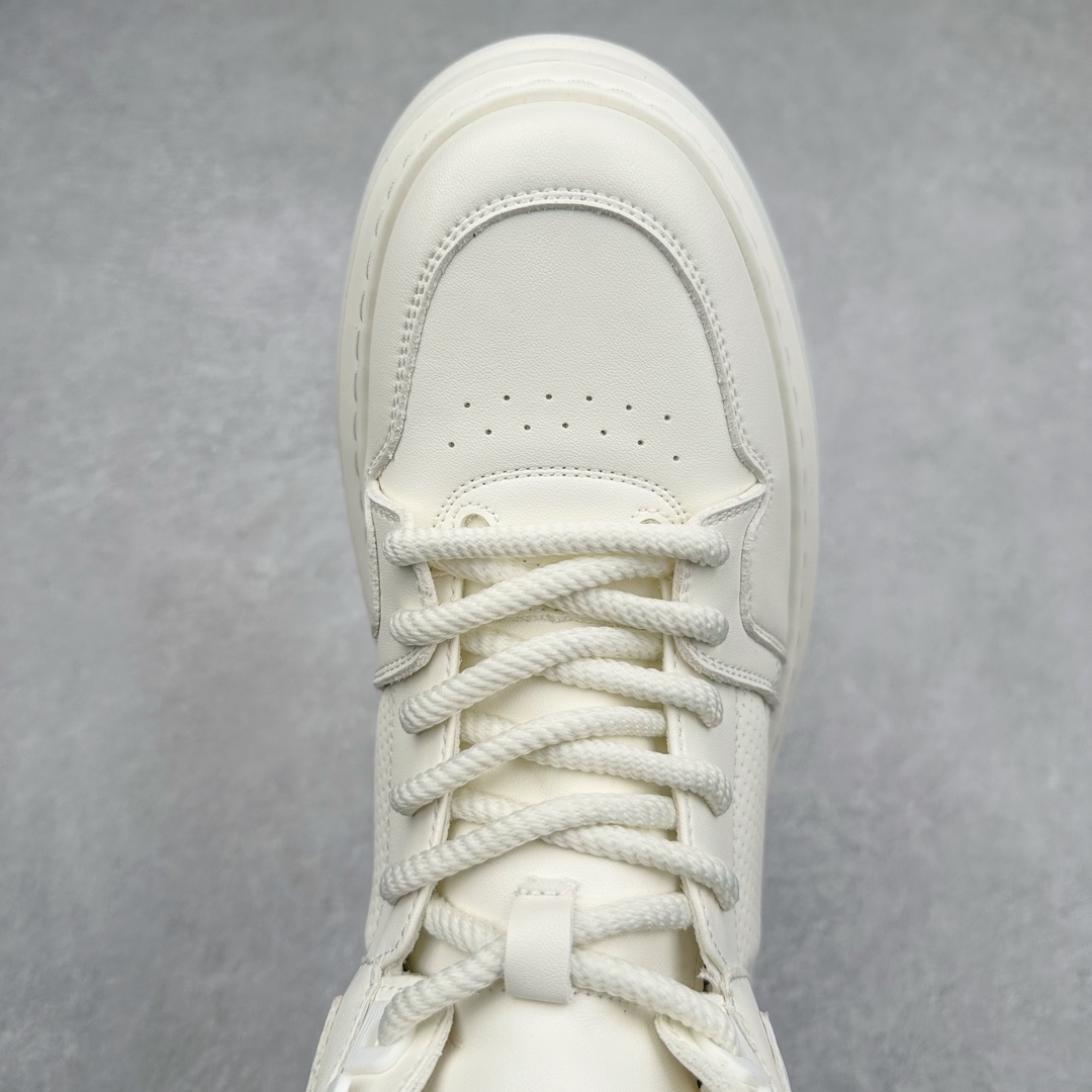 图片[4]-ECCO爱步防滑高帮鞋子男款 黑白简约耐磨休闲鞋 柔酷周年系列创新新品 甄选品质牛皮鞋面，轻盈柔韧 具有良好透气性 舒适耐穿 简约系带设计，可自由调节松紧 贴合脚型 直接注塑的PU鞋底，轻盈柔韧 防滑耐磨 核心科技 高帮风潮 率性出街 时尚通勤 假日随享 尺码：38 39 40 41 42 43 44（皮鞋码）-选品中心