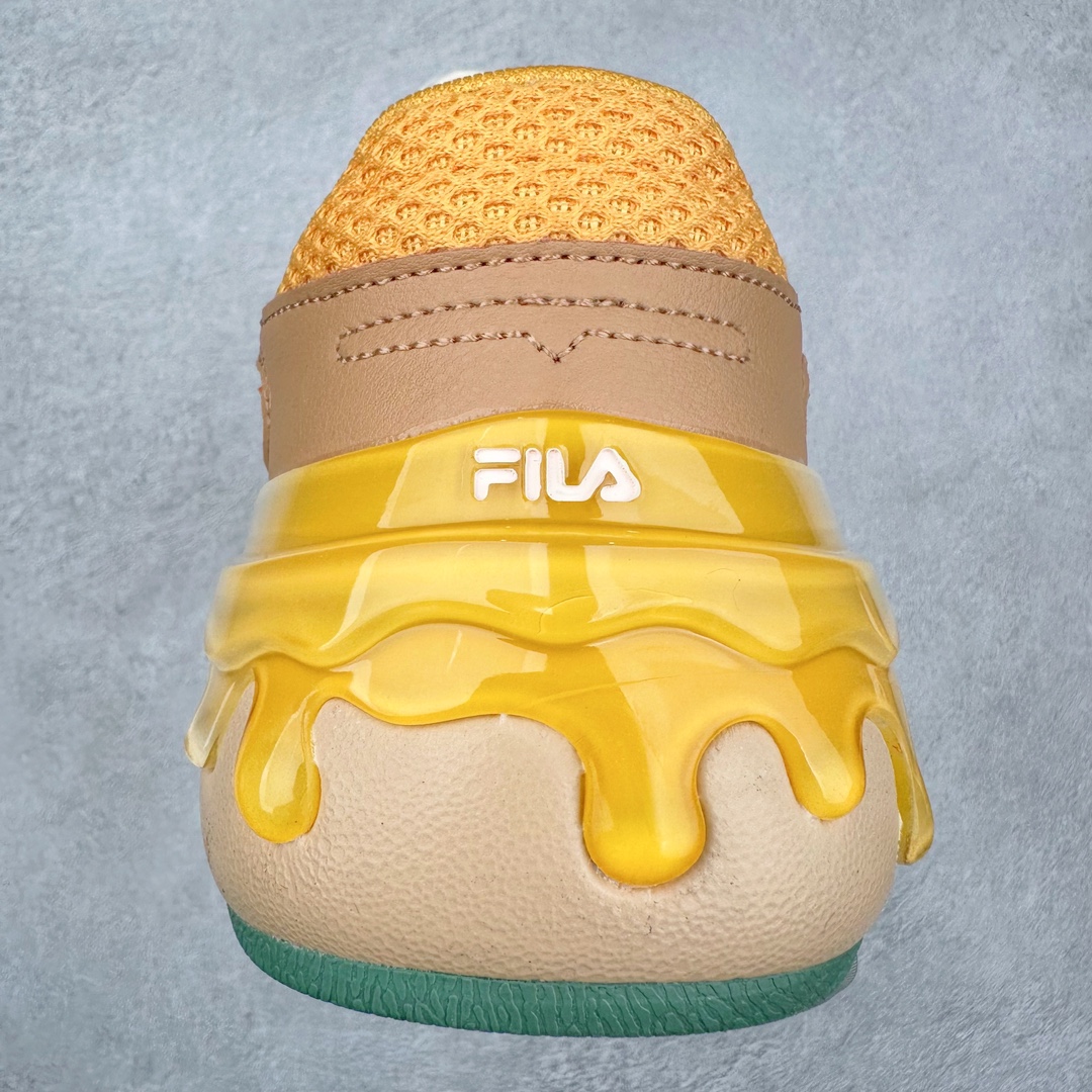 图片[8]-FILA CARROT 2 斐乐萝卜鞋2.0 经典百搭休闲 防滑减震耐磨低帮板鞋 传承了 FILA 的百年基因，融入年轻运动及潮流文化，成为引领变革、创新突破的一代。以“1+N” 的跨界合作模式重现经典的同时创造经典。带来最出其不意的跨界合作惊喜。同时，FILAFUSION把FILA 的 DNA 融入到定制体验里，你可以随心制造厲于你的产品。FILA FUSION 的鞋家族涵盖了老爹鞋、跑步鞋、网球鞋、季节款。风格复古新潮，满足了时尚人士出行及各类运动的搭配需求，成为当下年轻人筷拥的鞋类品牌之一。FILA FUSION 走进年轻人的世界，通过年轻人运动，街舞，滑板，篮球，展现 FILA FUSION 的潮流态度和年轻文化。FILA FUSION 认为末来属于引领变革、创新突破的年轻一代，让我们一起构成 FILA 未来的蓝图吧！尺码：35.5 36 36.5 37.5 38 38.5 39 40-选品中心