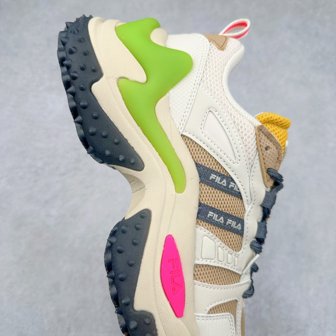 图片[6]-FILA FUSION Fluid 斐乐摩登潮牌防滑耐磨轻便运动鞋 FUSION 系列传承了 FILA 的百年基因，融入年轻运动及潮流文化，成为引领变革、创新突破的一代。以“1+N” 的跨界合作模式重现经典的同时创造经典。带来最出其不意的跨界合作惊喜。同时，FILAFUSION把FILA 的 DNA 融入到定制体验里，你可以随心制造厲于你的产品。FILA FUSION 的鞋家族涵盖了老爹鞋、跑步鞋、网球鞋、季节款。风格复古新潮，满足了时尚人士出行及各类运动的搭配需求，成为当下年轻人筷拥的鞋类品牌之一。FILA FUSION 走进年轻人的世界，通过年轻人运动，街舞，滑板，篮球，展现 FILA FUSION 的潮流态度和年轻文化。FILA FUSION 认为末来属于引领变革、创新突破的年轻一代，让我们一起构成 FILA 未来的蓝图吧！尺码：35.5 36 36.5 37.5 38 38.5 39 40 40.5 41 42 42.5 43 44 44.5 45 45.5-选品中心