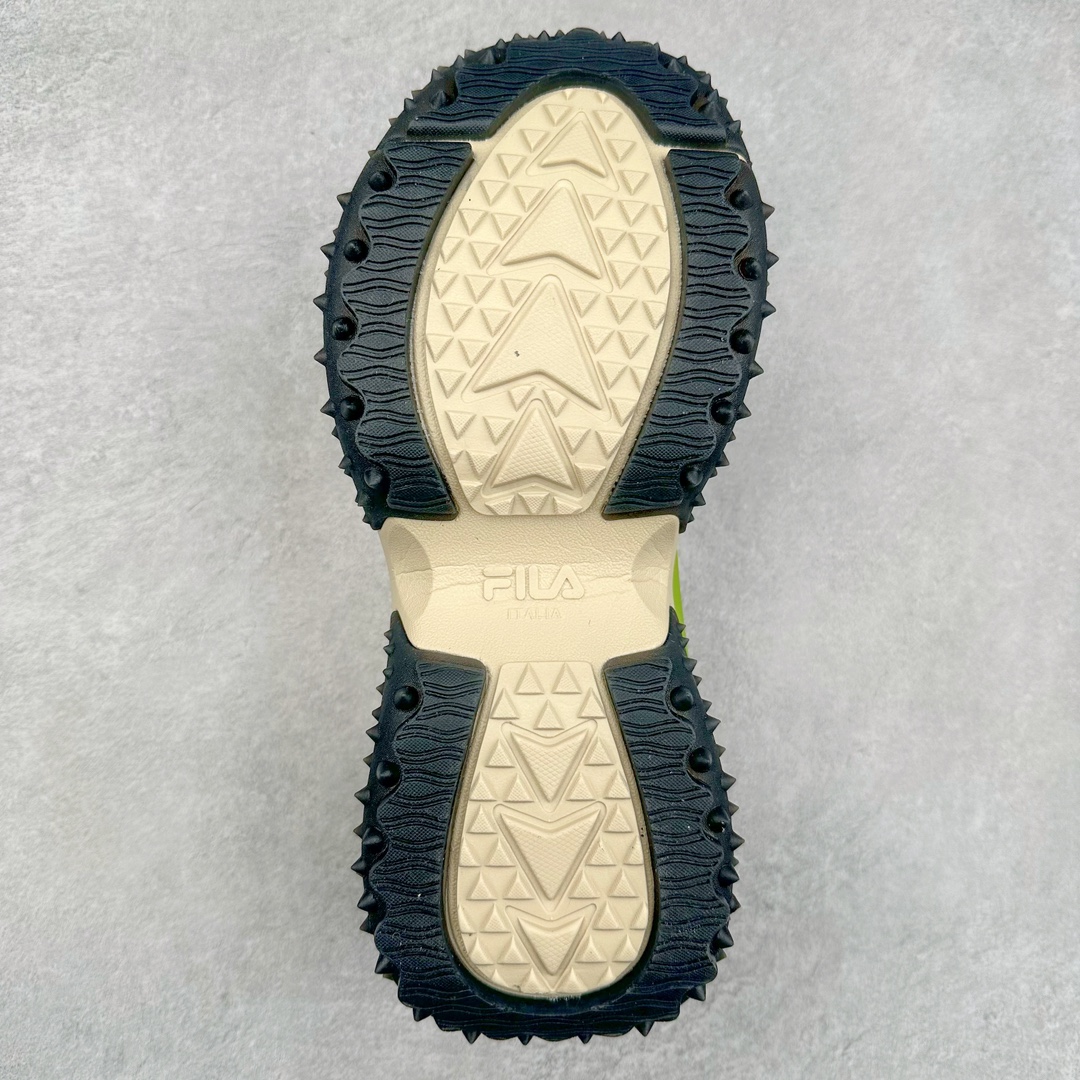 图片[9]-FILA FUSION Fluid 斐乐摩登潮牌防滑耐磨轻便运动鞋 FUSION 系列传承了 FILA 的百年基因，融入年轻运动及潮流文化，成为引领变革、创新突破的一代。以“1+N” 的跨界合作模式重现经典的同时创造经典。带来最出其不意的跨界合作惊喜。同时，FILAFUSION把FILA 的 DNA 融入到定制体验里，你可以随心制造厲于你的产品。FILA FUSION 的鞋家族涵盖了老爹鞋、跑步鞋、网球鞋、季节款。风格复古新潮，满足了时尚人士出行及各类运动的搭配需求，成为当下年轻人筷拥的鞋类品牌之一。FILA FUSION 走进年轻人的世界，通过年轻人运动，街舞，滑板，篮球，展现 FILA FUSION 的潮流态度和年轻文化。FILA FUSION 认为末来属于引领变革、创新突破的年轻一代，让我们一起构成 FILA 未来的蓝图吧！尺码：35.5 36 36.5 37.5 38 38.5 39 40 40.5 41 42 42.5 43 44 44.5 45 45.5-选品中心