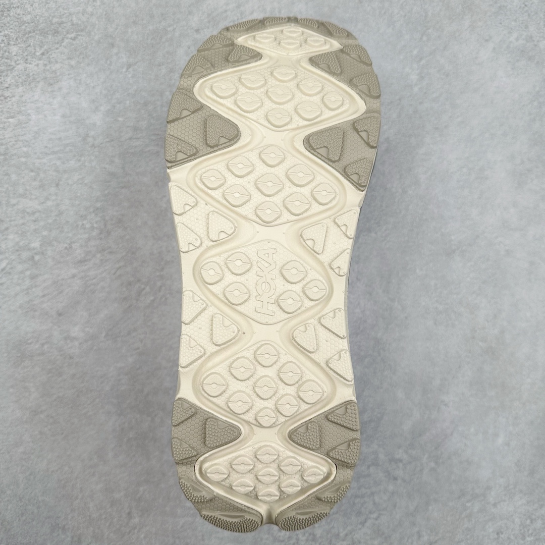 图片[9]-HOKA ONE ONE Ora Primo 舒适防滑低帮生活休闲鞋 虽然是以一脚蹬作为设计理念 但完全不会出现不跟脚的情况 可以看到带有一部分后跟 做到不束缚同时可以有效防止掉跟 厚度可观的鞋垫上带有凸起的纹理 上脚不会有异物感并防止打滑 鞋底搭载滚动平衡技术 为玩家提供缓震支持与舒适脚感 尺码：36 36.5 37.5 38 38.5 39 40 40.5 41 42 42.5 43 44 44.5 45 46 47-选品中心