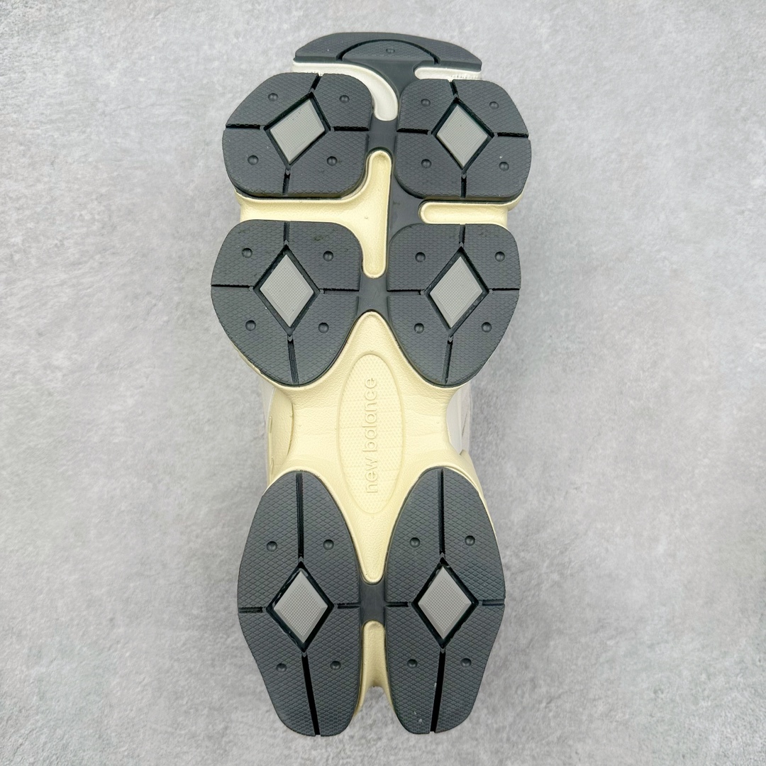 图片[9]-＃纯原特价福利 New Balance NB9060系列 新百伦绒面革网布经典百搭防滑耐磨透气低帮生活休闲鞋 全套原楦原纸板原厂数据开发 进口三明治网面 原装进口翻毛皮料正确绒感卡色 正确中底拉帮中底网布细节 原厂标裁 带紫光防伪 定制后跟透明水晶模块 冲裁组合 大底贴合程度胶水上色把控完美 整洁度挑战全网艺术家 多道序QC把关品质完善 匠心打造 耗时两个月开发完成 工艺极其复杂难度可想而知 新开独立私模大底 全网唯一正确六层组合大底 高端零售专供产物 尺码：36 37 37.5 38 38.5 39 40 40.5 41 42 42.5 43 44 45 46.5-选品中心