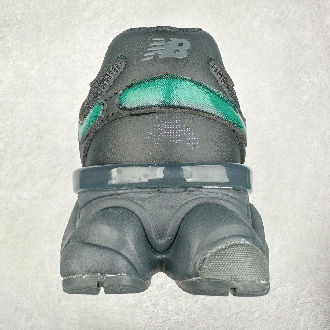 图片[8]-＃纯原特价福利 New Balance NB9060系列 新百伦绒面革网布经典百搭防滑耐磨透气低帮生活休闲鞋 全套原楦原纸板原厂数据开发 进口三明治网面 原装进口翻毛皮料正确绒感卡色 正确中底拉帮中底网布细节 原厂标裁 带紫光防伪 定制后跟透明水晶模块 冲裁组合 大底贴合程度胶水上色把控完美 整洁度挑战全网艺术家 多道序QC把关品质完善 匠心打造 耗时两个月开发完成 工艺极其复杂难度可想而知 新开独立私模大底 全网唯一正确六层组合大底 高端零售专供产物 尺码：36 37 37.5 38 38.5 39 40 40.5 41 42 42.5 43 44 45 46.5-选品中心