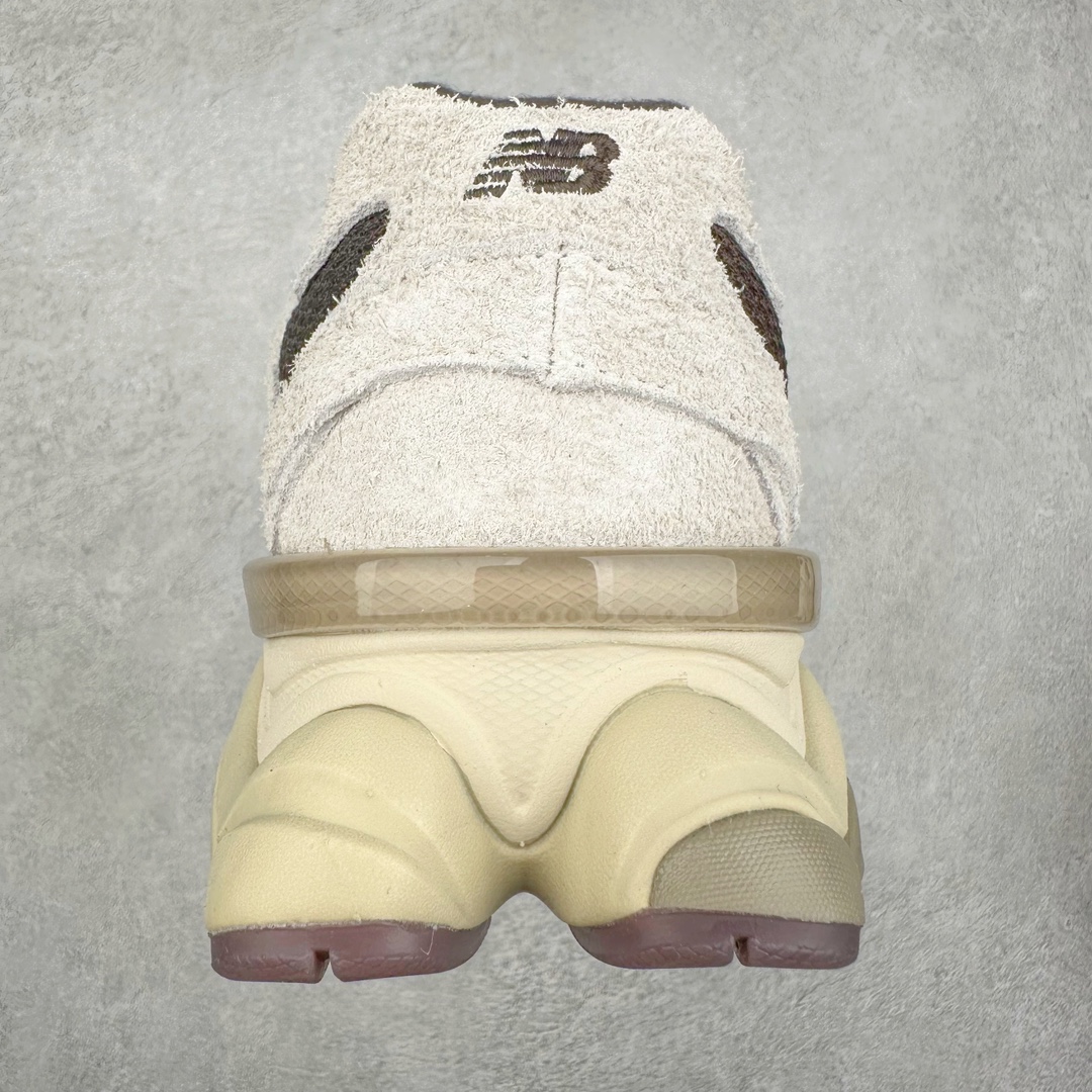 图片[8]-＃纯原特价福利 New Balance NB9060系列 新百伦绒面革网布经典百搭防滑耐磨透气低帮生活休闲鞋 全套原楦原纸板原厂数据开发 进口三明治网面 原装进口翻毛皮料正确绒感卡色 正确中底拉帮中底网布细节 原厂标裁 带紫光防伪 定制后跟透明水晶模块 冲裁组合 大底贴合程度胶水上色把控完美 整洁度挑战全网艺术家 多道序QC把关品质完善 匠心打造 耗时两个月开发完成 工艺极其复杂难度可想而知 新开独立私模大底 全网唯一正确六层组合大底 高端零售专供产物 尺码：36 37 37.5 38 38.5 39 40 40.5 41 42 42.5 43 44 45 46.5-选品中心