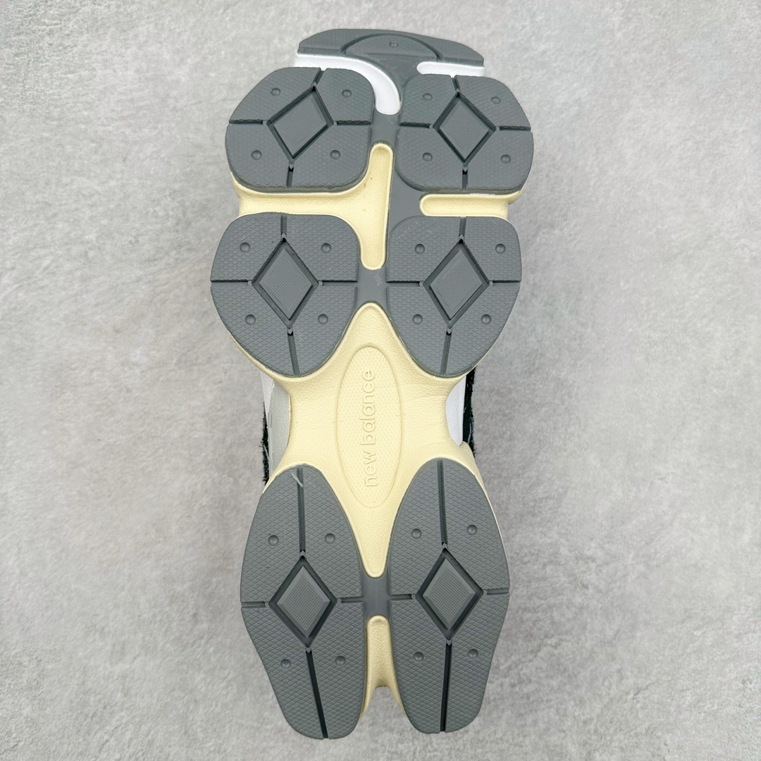 图片[9]-＃纯原特价福利 New Balance NB9060系列 新百伦绒面革网布经典百搭防滑耐磨透气低帮生活休闲鞋 全套原楦原纸板原厂数据开发 进口三明治网面 原装进口翻毛皮料正确绒感卡色 正确中底拉帮中底网布细节 原厂标裁 带紫光防伪 定制后跟透明水晶模块 冲裁组合 大底贴合程度胶水上色把控完美 整洁度挑战全网艺术家 多道序QC把关品质完善 匠心打造 耗时两个月开发完成 工艺极其复杂难度可想而知 新开独立私模大底 全网唯一正确六层组合大底 高端零售专供产物 尺码：36 37 37.5 38 38.5 39 40 40.5 41 42 42.5 43 44 45 46.5-选品中心