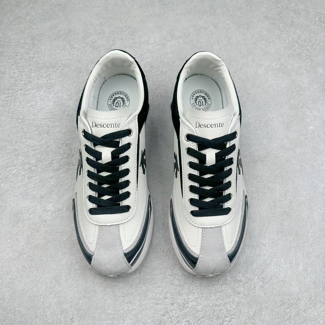 图片[2]-DESCENTE Sport Style Chron Racer迪桑特舒适百搭防滑耐磨低帮生活休闲鞋 是一款集复古与现代于一体的低帮跑步鞋 简洁的牛皮鞋面不仅彰显出时尚的质感 还适用于多种场合的穿搭 这款鞋子的透气性能极佳 轻质弹性鞋底则提供了良好的舒适度和耐磨性 使你在行走或跑步时都能感受到脚底的柔软与支撑 尺码：36 36.5 37.5 38 38.5 39 40 40.5 41 42 42.5 43 44 44.5 45-选品中心