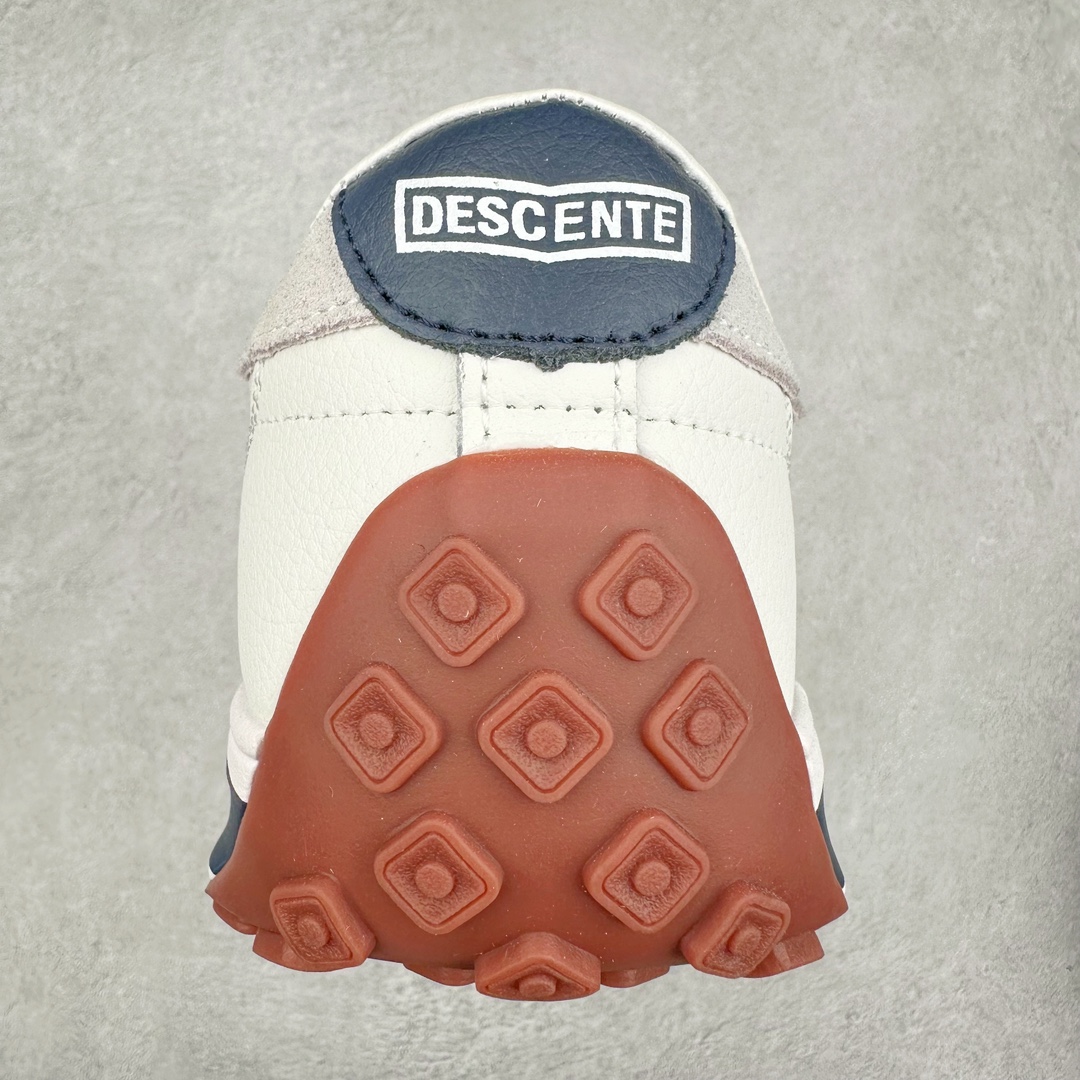 图片[8]-DESCENTE Sport Style Chron Racer迪桑特舒适百搭防滑耐磨低帮生活休闲鞋 是一款集复古与现代于一体的低帮跑步鞋 简洁的牛皮鞋面不仅彰显出时尚的质感 还适用于多种场合的穿搭 这款鞋子的透气性能极佳 轻质弹性鞋底则提供了良好的舒适度和耐磨性 使你在行走或跑步时都能感受到脚底的柔软与支撑 尺码：36 36.5 37.5 38 38.5 39 40 40.5 41 42 42.5 43 44 44.5 45-选品中心