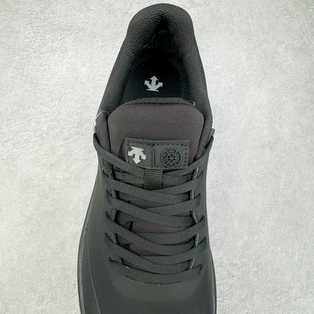 图片[5]-＃HP DESCENTE Dualis 迪桑特防水户外耐磨低帮生活休闲徒步登山鞋 DESCENTE（迪桑特）创立于1935年，品牌名取自法语词汇，意为“滑降”。品牌箭头标识代表滑雪的三种技术“高速直线滑行”、“穿越”和“侧滑”，也寓意品牌在打造高端专业运动产品中不断追求完美的创新精神，致力于成为中国高端专业滑雪、综训、女子、铁人三项、高尔夫的第一品牌。尺码：39 40 41 42 43 44 45-选品中心