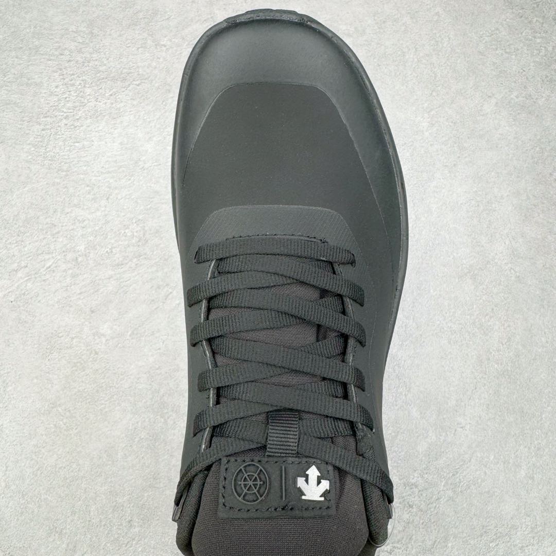 图片[4]-＃HP DESCENTE Dualis 迪桑特防水户外耐磨低帮生活休闲徒步登山鞋 DESCENTE（迪桑特）创立于1935年，品牌名取自法语词汇，意为“滑降”。品牌箭头标识代表滑雪的三种技术“高速直线滑行”、“穿越”和“侧滑”，也寓意品牌在打造高端专业运动产品中不断追求完美的创新精神，致力于成为中国高端专业滑雪、综训、女子、铁人三项、高尔夫的第一品牌。尺码：39 40 41 42 43 44 45-选品中心