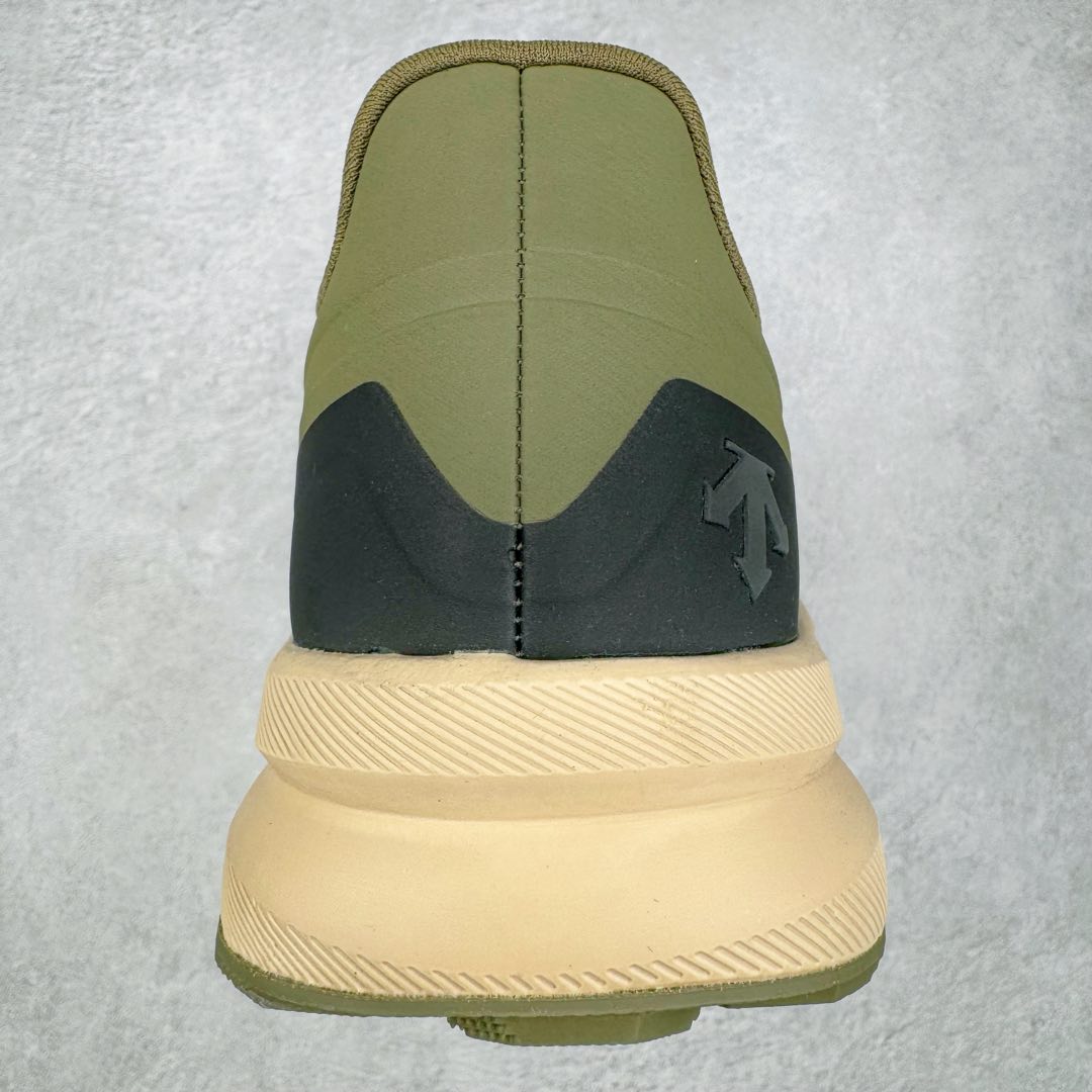 图片[8]-＃HP DESCENTE Dualis 迪桑特防水户外耐磨低帮生活休闲徒步登山鞋 DESCENTE（迪桑特）创立于1935年，品牌名取自法语词汇，意为“滑降”。品牌箭头标识代表滑雪的三种技术“高速直线滑行”、“穿越”和“侧滑”，也寓意品牌在打造高端专业运动产品中不断追求完美的创新精神，致力于成为中国高端专业滑雪、综训、女子、铁人三项、高尔夫的第一品牌。尺码：39 40 41 42 43 44 45-选品中心