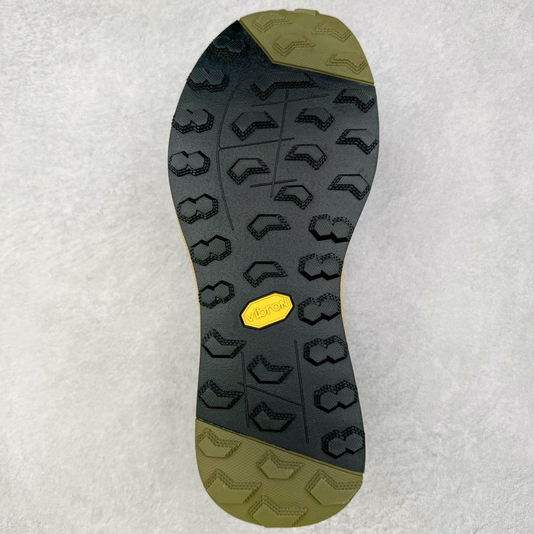 图片[9]-＃HP DESCENTE Dualis 迪桑特防水户外耐磨低帮生活休闲徒步登山鞋 DESCENTE（迪桑特）创立于1935年，品牌名取自法语词汇，意为“滑降”。品牌箭头标识代表滑雪的三种技术“高速直线滑行”、“穿越”和“侧滑”，也寓意品牌在打造高端专业运动产品中不断追求完美的创新精神，致力于成为中国高端专业滑雪、综训、女子、铁人三项、高尔夫的第一品牌。尺码：39 40 41 42 43 44 45-选品中心