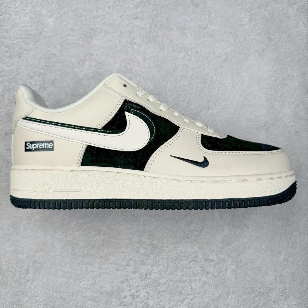 NK Air Force 1´07 Low 空军一号低帮百搭休闲运动板鞋 DF0188-019 柔软、弹性十足的缓震性能和出色的中底设计 横跨复古与现代的外型结合 造就出风靡全球 三十多年的Force 1 直到今天还深受青睐 尺码：36 36.5 37.5 38 38.5 39 40 40.5 41 42 42.5 43 44 44.5 45-选品中心