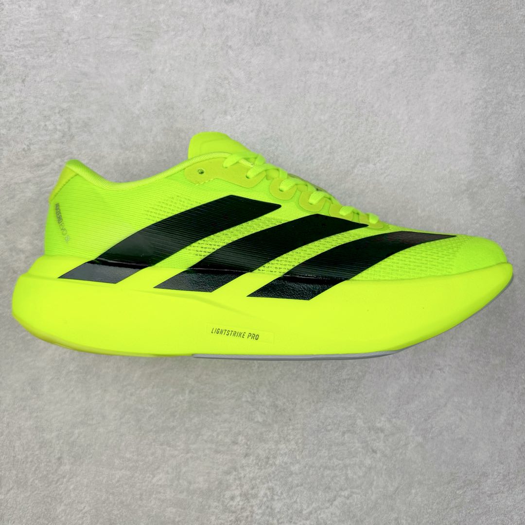 AD Adizero Eva SL M 零度进化版系列低帮轻便透气竞速休闲运动慢跑鞋 JR3416 相信大家对去年 adidas 横空出世的「顶级超跑」adiZero Adios Pro EVO 1 记忆犹新！不仅登顶阿迪史上最轻跑鞋宝座，更在接下来的全球马拉松赛事中，持续书写着惊人成绩，被网友戏称新一代「阿迪神鞋」全网刷屏！极简设计语言与强烈速度感和存在感的鞋侧三线，让人过目不忘，特别种草！其中定位于中长跑训练的 adidas Adizero Evo SL，整体外观造型与 adiZero Adios Pro EVO 1 非常相似。中底配置方面搭载全掌 Lightstrike Pro，鞋面采用透气网面示人，契合日常训练鞋的定位，更加耐用。外底给到了马牌橡胶，及类似上代竞速旗舰 adidas Adizero Adios Pro 3 区域分布。整体看下来无论是外观的鲜明辨识度，还是配置的扎实程度都很顶。尺码：36 36⅔ 37⅓ 38 38⅔ 39⅓ 40 40⅔ 41⅓ 42 42⅔ 43⅓ 44 45-选品中心