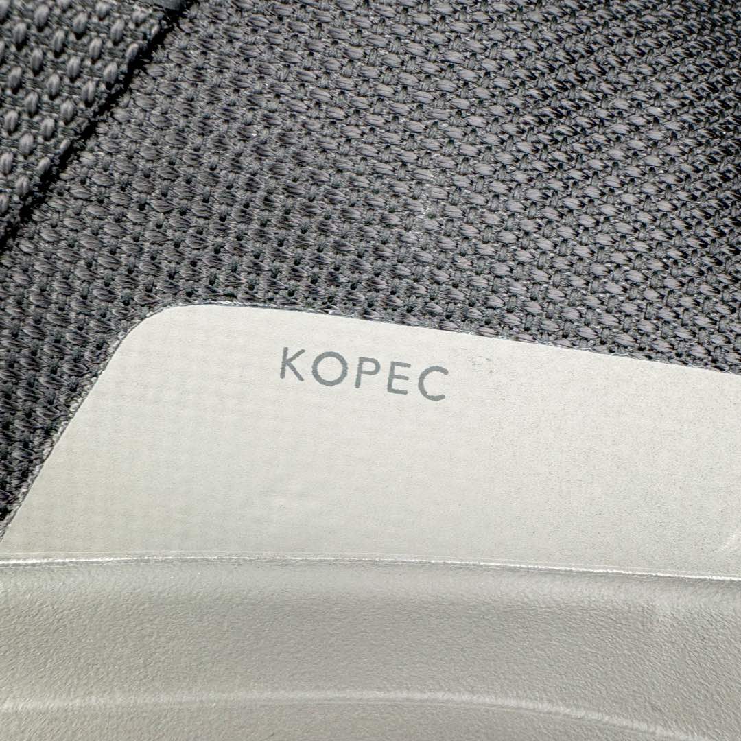 图片[14]-＃HP Arcteryx Kopec GTX 始祖鸟户外防水透气低帮徒步登山鞋 Arcteryx中文名始祖鸟，加拿大户外服饰品牌，1989年创立于加拿大温哥华。始祖鸟来自加拿大海岸山脉，植根高山的专业户外品牌，始终秉承对精湛设计和工艺孜孜以求的准则。从1989年创立至今，Arcteryx始终不断在产品设计与做工上不惜工本，以满足始祖鸟的标准。品质、设计以及精简的理念造就了其良好的性能，并能满足严苛环境下的使用需求。尺码：39 40 41 42 43 44 45-选品中心