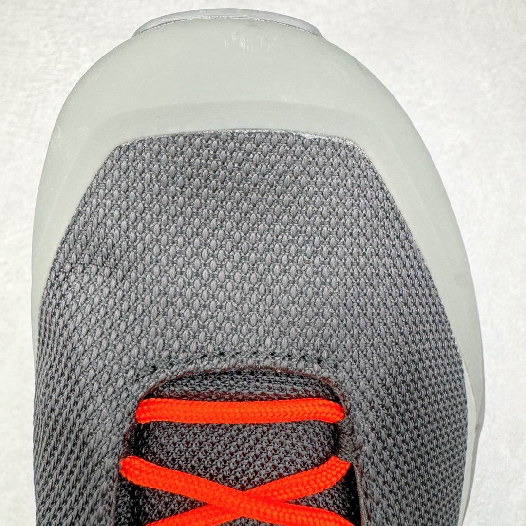 图片[12]-＃HP Arcteryx Kopec GTX 始祖鸟户外防水透气低帮徒步登山鞋 Arcteryx中文名始祖鸟，加拿大户外服饰品牌，1989年创立于加拿大温哥华。始祖鸟来自加拿大海岸山脉，植根高山的专业户外品牌，始终秉承对精湛设计和工艺孜孜以求的准则。从1989年创立至今，Arcteryx始终不断在产品设计与做工上不惜工本，以满足始祖鸟的标准。品质、设计以及精简的理念造就了其良好的性能，并能满足严苛环境下的使用需求。尺码：39 40 41 42 43 44 45-选品中心