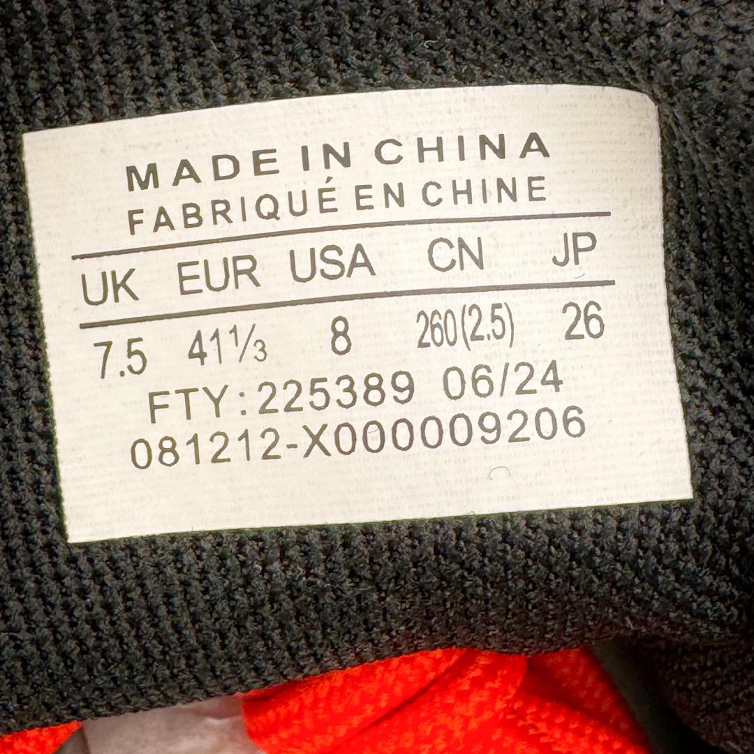 图片[10]-＃HP Arcteryx Kopec GTX 始祖鸟户外防水透气低帮徒步登山鞋 Arcteryx中文名始祖鸟，加拿大户外服饰品牌，1989年创立于加拿大温哥华。始祖鸟来自加拿大海岸山脉，植根高山的专业户外品牌，始终秉承对精湛设计和工艺孜孜以求的准则。从1989年创立至今，Arcteryx始终不断在产品设计与做工上不惜工本，以满足始祖鸟的标准。品质、设计以及精简的理念造就了其良好的性能，并能满足严苛环境下的使用需求。尺码：39 40 41 42 43 44 45-选品中心