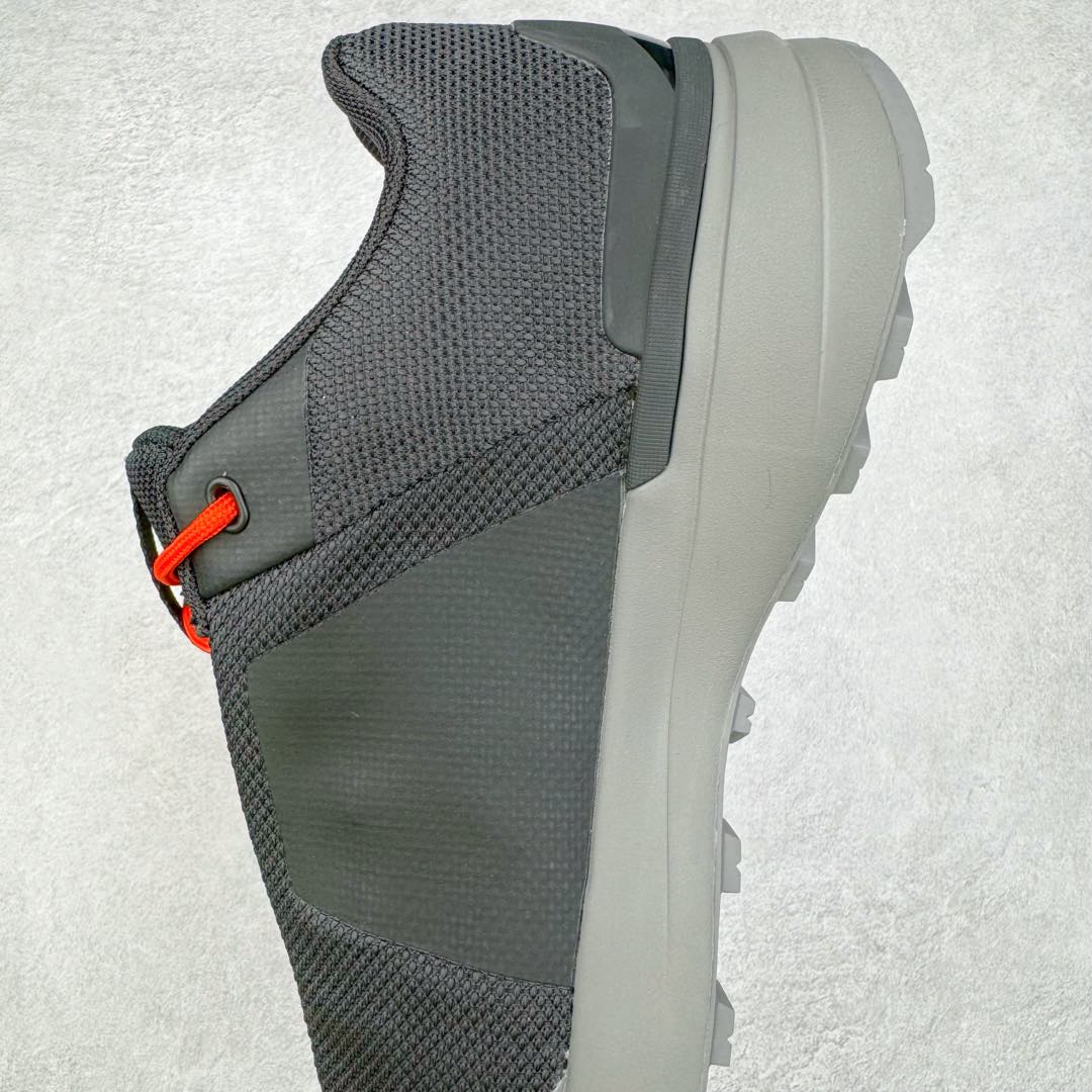 图片[7]-＃HP Arcteryx Kopec GTX 始祖鸟户外防水透气低帮徒步登山鞋 Arcteryx中文名始祖鸟，加拿大户外服饰品牌，1989年创立于加拿大温哥华。始祖鸟来自加拿大海岸山脉，植根高山的专业户外品牌，始终秉承对精湛设计和工艺孜孜以求的准则。从1989年创立至今，Arcteryx始终不断在产品设计与做工上不惜工本，以满足始祖鸟的标准。品质、设计以及精简的理念造就了其良好的性能，并能满足严苛环境下的使用需求。尺码：39 40 41 42 43 44 45-选品中心