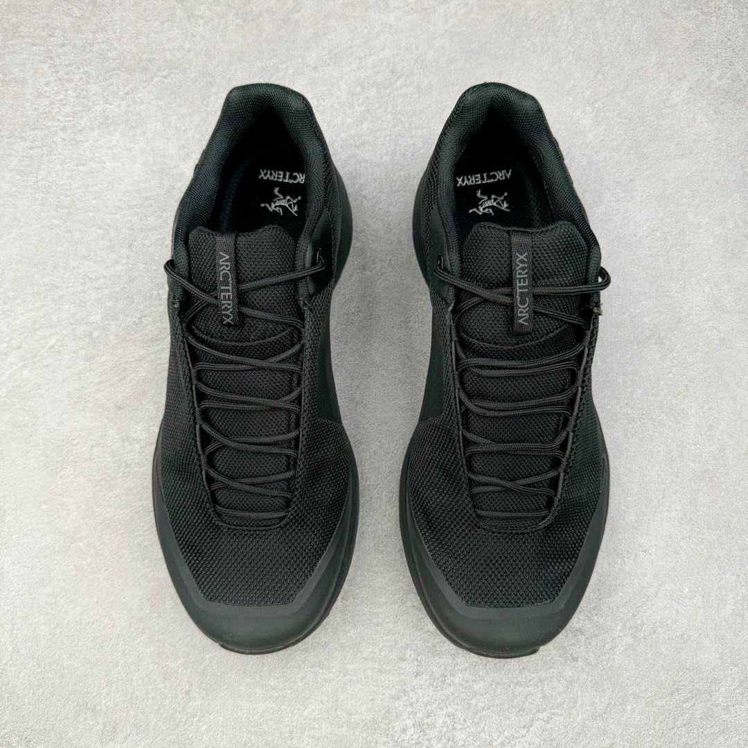 图片[2]-＃HP Arcteryx Kopec GTX 始祖鸟户外防水透气低帮徒步登山鞋 Arcteryx中文名始祖鸟，加拿大户外服饰品牌，1989年创立于加拿大温哥华。始祖鸟来自加拿大海岸山脉，植根高山的专业户外品牌，始终秉承对精湛设计和工艺孜孜以求的准则。从1989年创立至今，Arcteryx始终不断在产品设计与做工上不惜工本，以满足始祖鸟的标准。品质、设计以及精简的理念造就了其良好的性能，并能满足严苛环境下的使用需求。尺码：39 40 41 42 43 44 45-选品中心