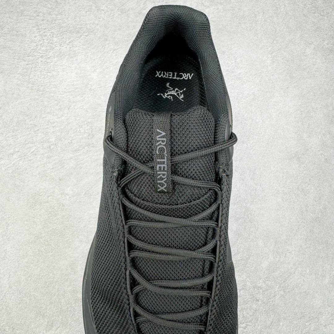 图片[5]-＃HP Arcteryx Kopec GTX 始祖鸟户外防水透气低帮徒步登山鞋 Arcteryx中文名始祖鸟，加拿大户外服饰品牌，1989年创立于加拿大温哥华。始祖鸟来自加拿大海岸山脉，植根高山的专业户外品牌，始终秉承对精湛设计和工艺孜孜以求的准则。从1989年创立至今，Arcteryx始终不断在产品设计与做工上不惜工本，以满足始祖鸟的标准。品质、设计以及精简的理念造就了其良好的性能，并能满足严苛环境下的使用需求。尺码：39 40 41 42 43 44 45-选品中心