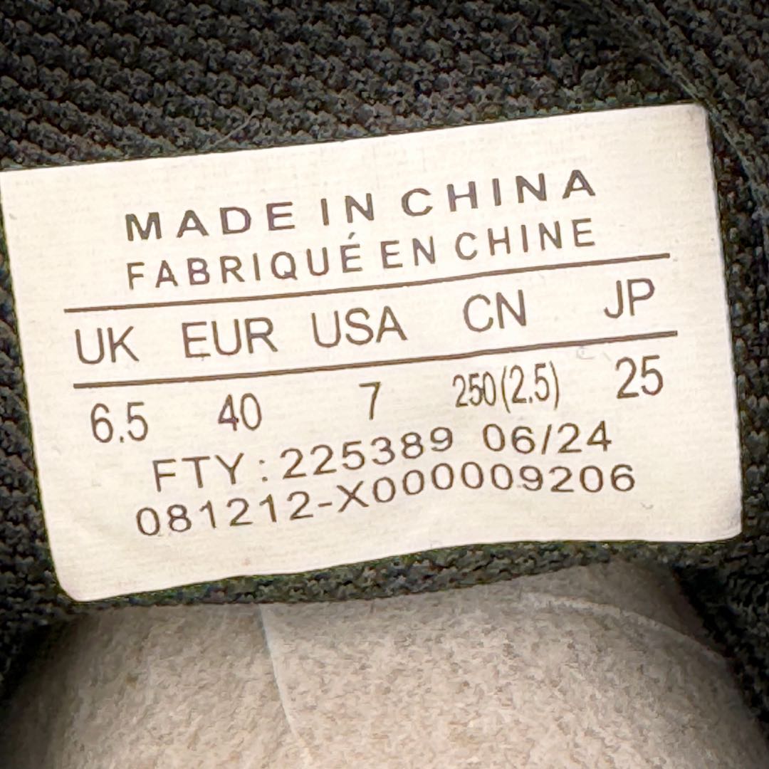 图片[12]-＃HP Arcteryx Kopec GTX 始祖鸟户外防水透气低帮徒步登山鞋 Arcteryx中文名始祖鸟，加拿大户外服饰品牌，1989年创立于加拿大温哥华。始祖鸟来自加拿大海岸山脉，植根高山的专业户外品牌，始终秉承对精湛设计和工艺孜孜以求的准则。从1989年创立至今，Arcteryx始终不断在产品设计与做工上不惜工本，以满足始祖鸟的标准。品质、设计以及精简的理念造就了其良好的性能，并能满足严苛环境下的使用需求。尺码：39 40 41 42 43 44 45-选品中心