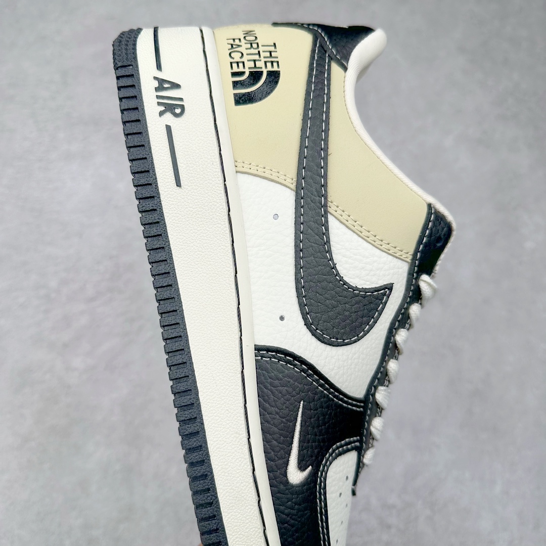 图片[6]-NK Air Force 1´07 Low 空军一号低帮百搭休闲运动板鞋 CH6336-513 柔软、弹性十足的缓震性能和出色的中底设计 横跨复古与现代的外型结合 造就出风靡全球 三十多年的Force 1 直到今天还深受青睐 尺码：36 36.5 37.5 38 38.5 39 40 40.5 41 42 42.5 43 44 44.5 45-选品中心