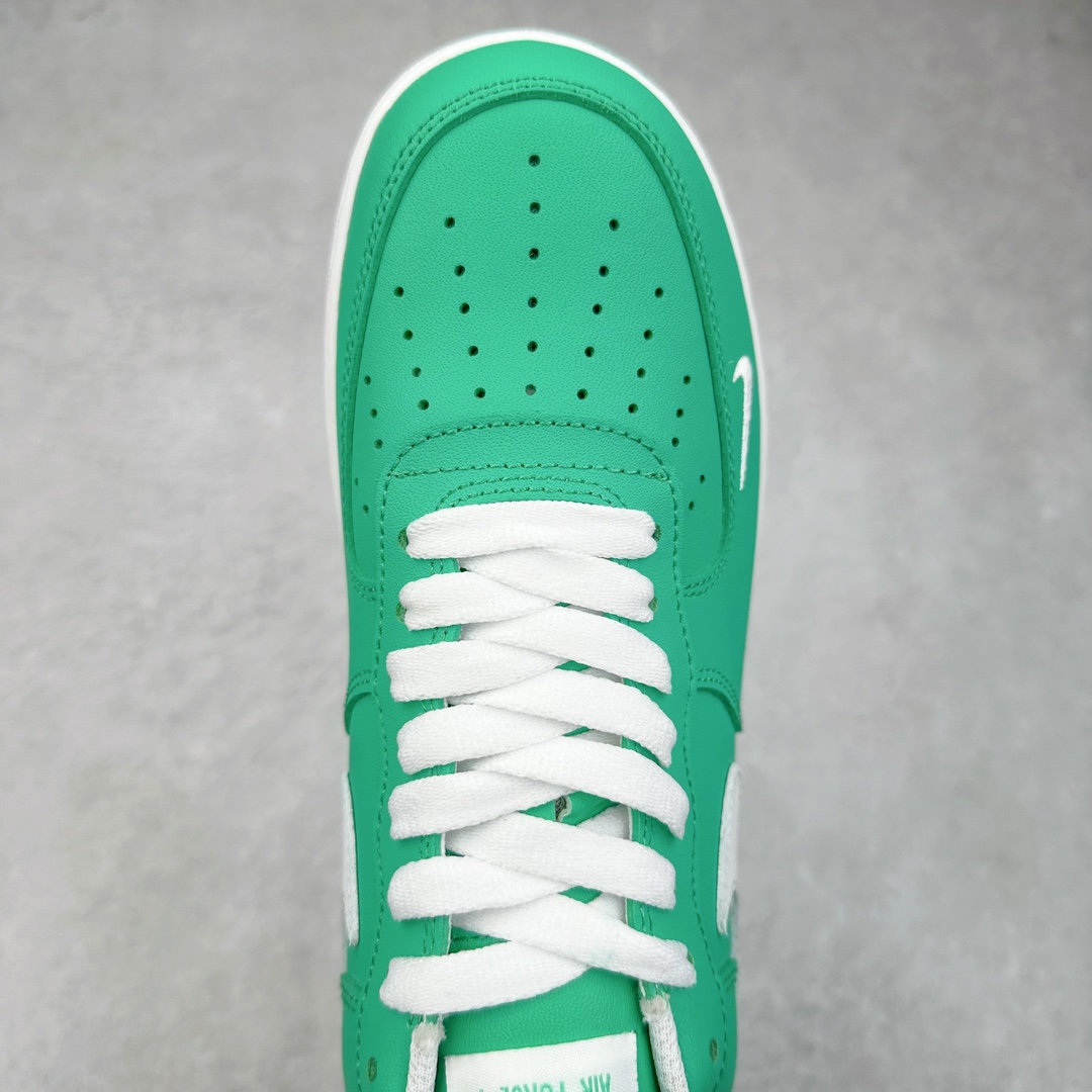 图片[4]-NK Air Force 1´07 Low 空军一号低帮百搭休闲运动板鞋 315122-101 柔软、弹性十足的缓震性能和出色的中底设计 横跨复古与现代的外型结合 造就出风靡全球 三十多年的Force 1 直到今天还深受青睐 尺码：36 36.5 37.5 38 38.5 39 40 40.5 41 42 42.5 43 44 44.5 45-选品中心