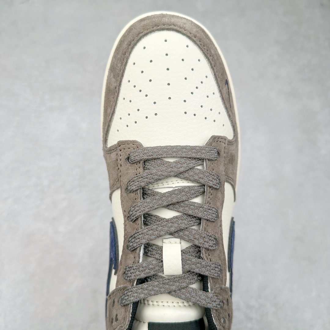 图片[4]-NK Dunk Low 定制配色 XS1086-006 大厂出品 极力推荐 原装头层材料 独家版型蒸餾加工帶來的是更好的视觉和脚感体验大厂纯原品质出货 清洁度 电绣工艺 皮料切割干净无任何毛边 细节完美 尺码：36 36.5 37.5 38 38.5 39 40 40.5 41 42 42.5 43 44 44.5 45 46 47.5-选品中心