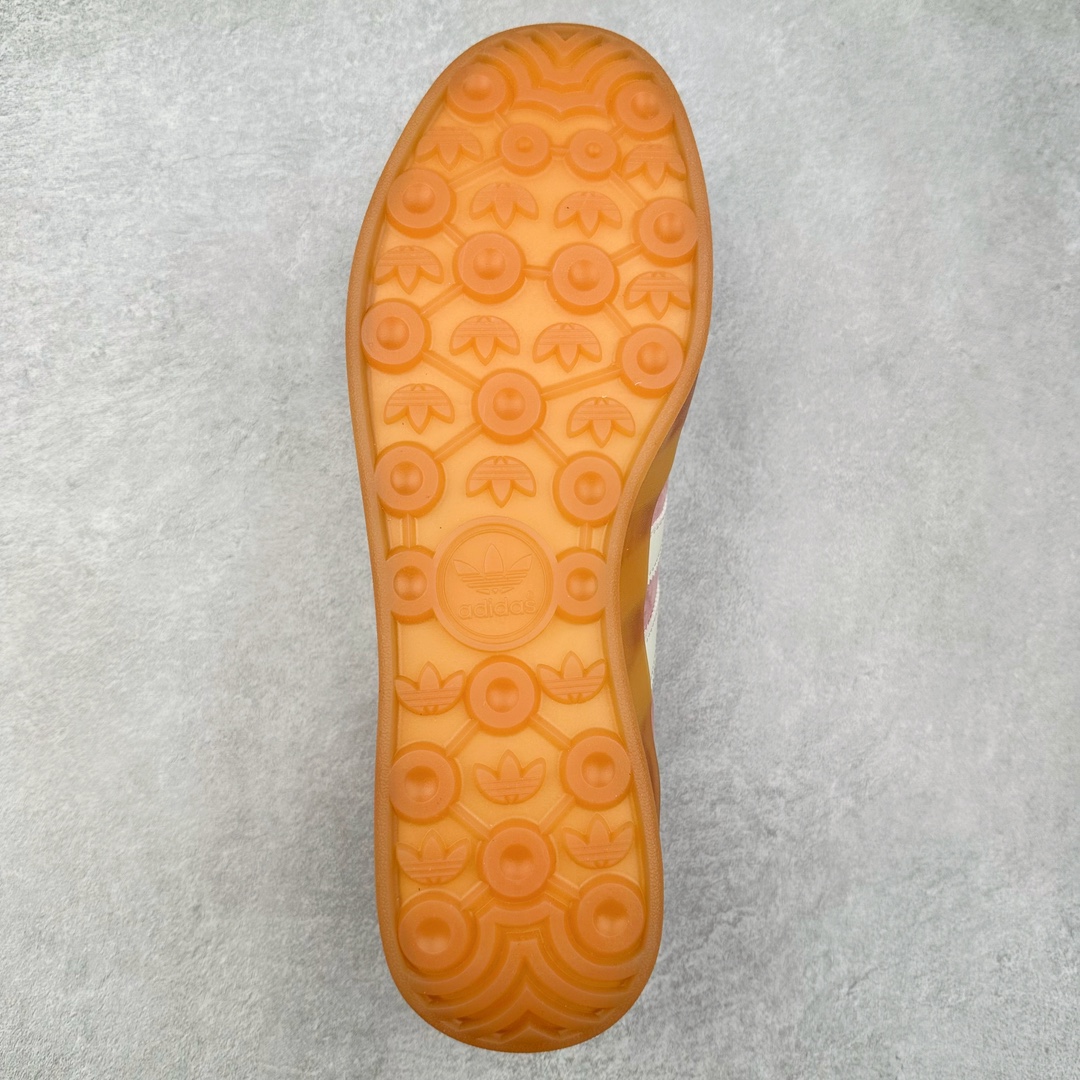 图片[9]-AD Gazelle Indoor Trainers 羚羊内训系列低帮复古百搭休闲运动德训风板鞋 IH8543 90年代经典的复刻版！自60年代以足球训练鞋面世以来,Gazelle就以其经典设计席卷全球。1991年版本的复刻,再造经典Gazelle。采用皮革打造,搭配浊色细节,让这款经典更加简约。尺码：36 36⅔ 37⅓ 38 38⅔ 39⅓ 40 40⅔ 41⅓ 42 42⅔ 43⅓ 44 45-选品中心