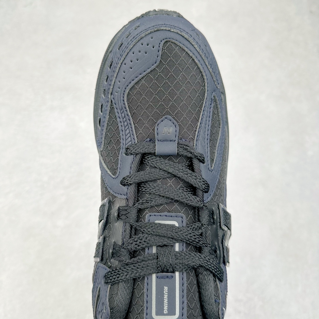 图片[4]-＃DT纯原 新百伦NB New Balance M1906系列 全套原楦原纸板原厂数据开发 进口三明治网面 原装进口皮料正确绒感卡色 正确中底拉帮中底网布细节 原厂标裁 带紫光防伪 定制后跟透明水晶模块 冲裁组合 大底贴合程度胶水上色把控完美 整洁度挑战全网艺术家 多道序QC把关品质完善 匠心打造 耗时两个月开发完成 工艺极其复杂难度可想而知 新开独立私模大底 正确六层组合大底 高端零售专供产物 尺码：36 37 37.5 38 38.5 39 40 40.5 41 42 42.5 43 44 45-选品中心