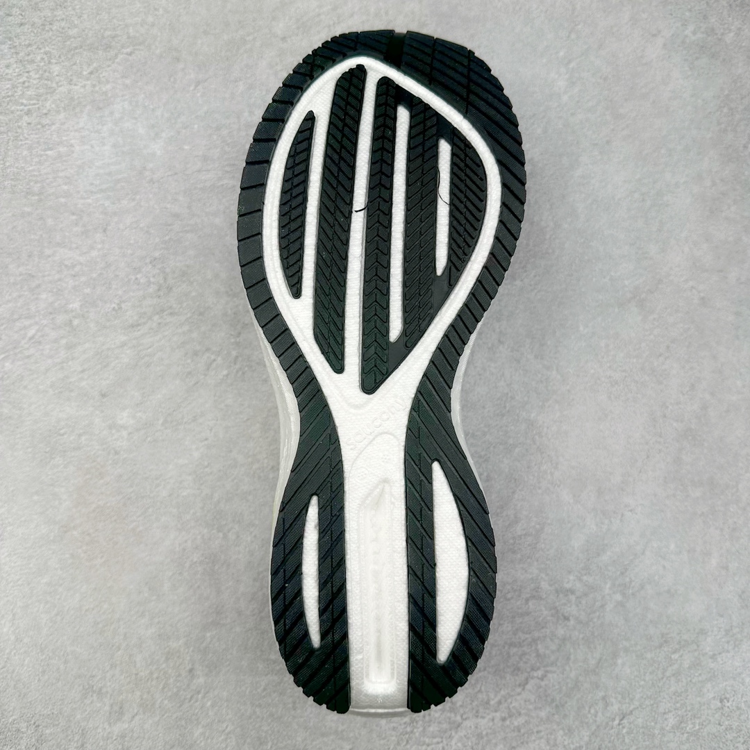 图片[9]-＃GX纯原 Saucony Triumph 21 索康尼胜利21代旗舰级缓震型跑鞋 性能相比前几代再升级：鞋面采用全新升级的工学网设计 贴合脚部更透气 中底部分使用最新的PWRRUN+材质 搭配PWRRUN+鞋垫使中底的大幅加厚 10mm坡差进一步提供缓震、回弹性能 内底则采用了FORMFIT动态适应系统 动态契合脚型 提升包裹性和舒适性 提供更卓越的动态回馈体验 XT-900橡胶大底 可提供良好的抓地力和较强抗磨性能 尺码：35.5 36 36.5 37.5 38 38.5 39 40 40.5 41 42 42.5 43 44 44.5 45 46-选品中心