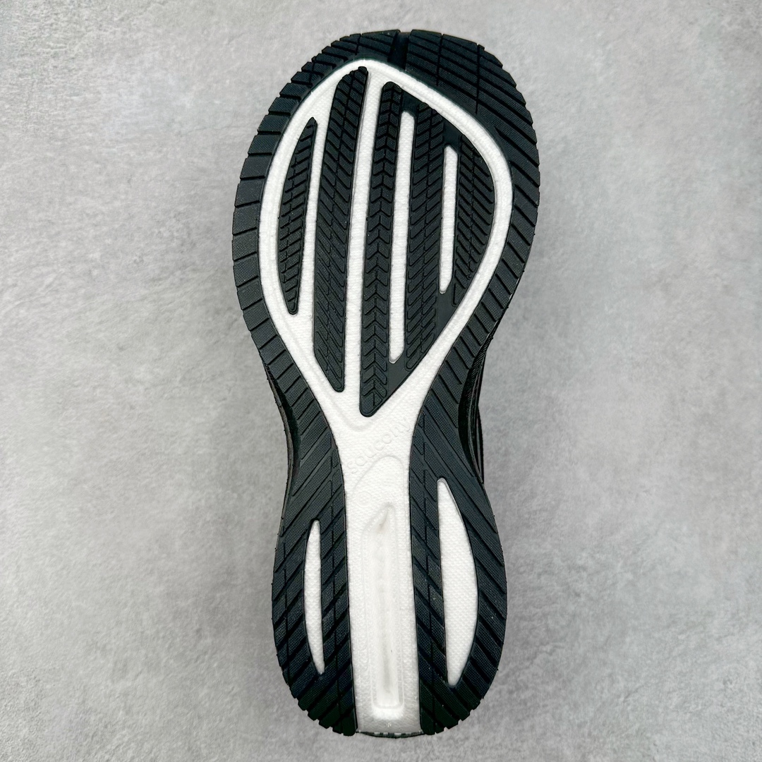 图片[9]-＃GX纯原 Saucony Triumph 21 索康尼胜利21代旗舰级缓震型跑鞋 性能相比前几代再升级：鞋面采用全新升级的工学网设计 贴合脚部更透气 中底部分使用最新的PWRRUN+材质 搭配PWRRUN+鞋垫使中底的大幅加厚 10mm坡差进一步提供缓震、回弹性能 内底则采用了FORMFIT动态适应系统 动态契合脚型 提升包裹性和舒适性 提供更卓越的动态回馈体验 XT-900橡胶大底 可提供良好的抓地力和较强抗磨性能 尺码：35.5 36 36.5 37.5 38 38.5 39 40 40.5 41 42 42.5 43 44 44.5 45 46-选品中心