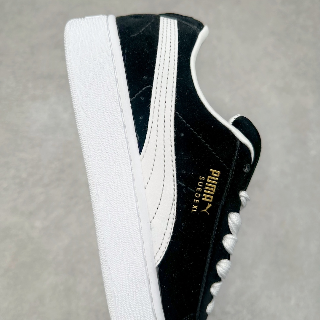 图片[6]-＃特价福利 PUMA SUEDE XL 彪马新款面包鞋男女同款复古休闲板鞋 鞋身通体采用细腻的麂皮材质 厚实柔软 质感出众 鞋侧保留PUMA标志性跑道图案 侧面与后跟点缀金属色PUMA LOGO 兼具辨识度与细节感 加厚鞋垫、饱满鞋舌 搭配加宽扁形鞋带 使得穿着感更加贴合与舒适 值得一提的是 本季SUEDE XL鞋款以黑色、红色及蓝色最为瞩目 经典黑的配色 在低调之余可轻松驾驭任何潮流风格造型 而高饱和度的配色 则是当之无愧的早春出街利器。货号： 395205 尺码：36 37 37.5 38 38.5 39 40 40.5 41 42 42.5 43 44 45-选品中心