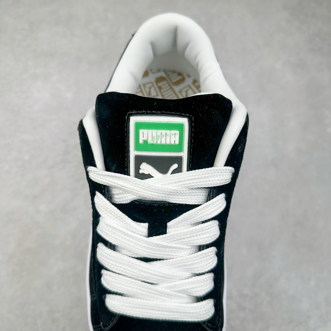 图片[5]-＃特价福利 PUMA SUEDE XL 彪马新款面包鞋男女同款复古休闲板鞋 鞋身通体采用细腻的麂皮材质 厚实柔软 质感出众 鞋侧保留PUMA标志性跑道图案 侧面与后跟点缀金属色PUMA LOGO 兼具辨识度与细节感 加厚鞋垫、饱满鞋舌 搭配加宽扁形鞋带 使得穿着感更加贴合与舒适 值得一提的是 本季SUEDE XL鞋款以黑色、红色及蓝色最为瞩目 经典黑的配色 在低调之余可轻松驾驭任何潮流风格造型 而高饱和度的配色 则是当之无愧的早春出街利器。货号： 395205 尺码：36 37 37.5 38 38.5 39 40 40.5 41 42 42.5 43 44 45-选品中心