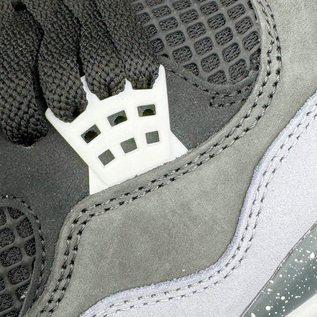 图片[14]-＃F版 Air Jordan AJ4 Retro \\\” Fear \\\” 黑白恐惧 复刻2024版 FQ8138-002 大厂出品 全头层加持 原鞋原楦原纸板同源开发 完美呈现乔4的版型 内侧正确双色网格 还原细节 原厂皮料 正确气垫颜色 正确网格工艺 正确拉帮工艺 全鞋原装材料制作 原档案原模具打造 支持全方位与正品对比 尺码：36 36.5 37.5 38 38.5 39 40 40.5 41 42 42.5 43 44 44.5 45 46 47.5-选品中心