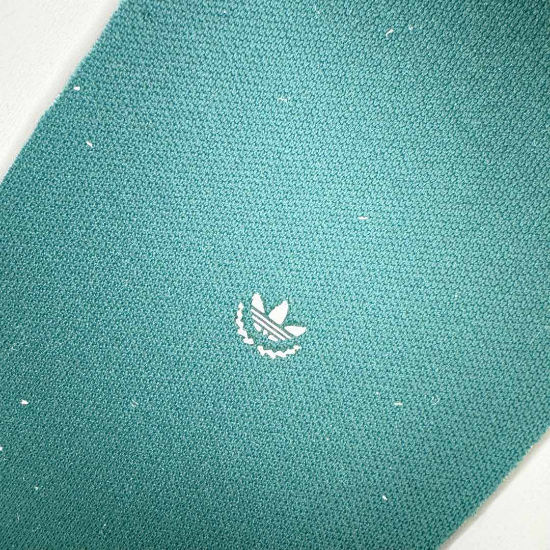 图片[13]-＃CS纯原 AD Originals Gazelle Bold W 羚羊松糕系列复古百搭厚底增高低帮休闲运动板鞋 ID7056 新的一年就要换新的打扮啦！除了设定变美、健身、减肥等目标外，你已经可以利用鞋子来“偷偷改善身材比例”的愿望了！ 因为有一句话。身高不够。鞋子来凑~赶快入手以下各大运动品牌最新推出的“厚底增高运动鞋”吧。 是最好穿最百搭的长腿神器。 重点是……不仅价格不错～鞋子也不错啊！Originals的Gazelle Bold鞋款打造出「超厚底版本」！延续流线鞋型、经典麂皮材质、白色三条线和侧面烫金标志的复古外型，奶油白鞋底高度直接乘3，出门搭上它，保证一路步步高升。尺码：36 36⅔ 37⅓ 38 38⅔ 39⅓ 40-选品中心