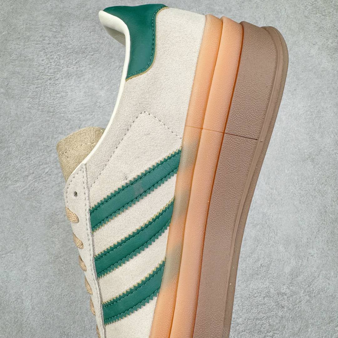 图片[7]-＃CS纯原 AD Originals Gazelle Bold W 羚羊松糕系列复古百搭厚底增高低帮休闲运动板鞋 ID7056 新的一年就要换新的打扮啦！除了设定变美、健身、减肥等目标外，你已经可以利用鞋子来“偷偷改善身材比例”的愿望了！ 因为有一句话。身高不够。鞋子来凑~赶快入手以下各大运动品牌最新推出的“厚底增高运动鞋”吧。 是最好穿最百搭的长腿神器。 重点是……不仅价格不错～鞋子也不错啊！Originals的Gazelle Bold鞋款打造出「超厚底版本」！延续流线鞋型、经典麂皮材质、白色三条线和侧面烫金标志的复古外型，奶油白鞋底高度直接乘3，出门搭上它，保证一路步步高升。尺码：36 36⅔ 37⅓ 38 38⅔ 39⅓ 40-选品中心