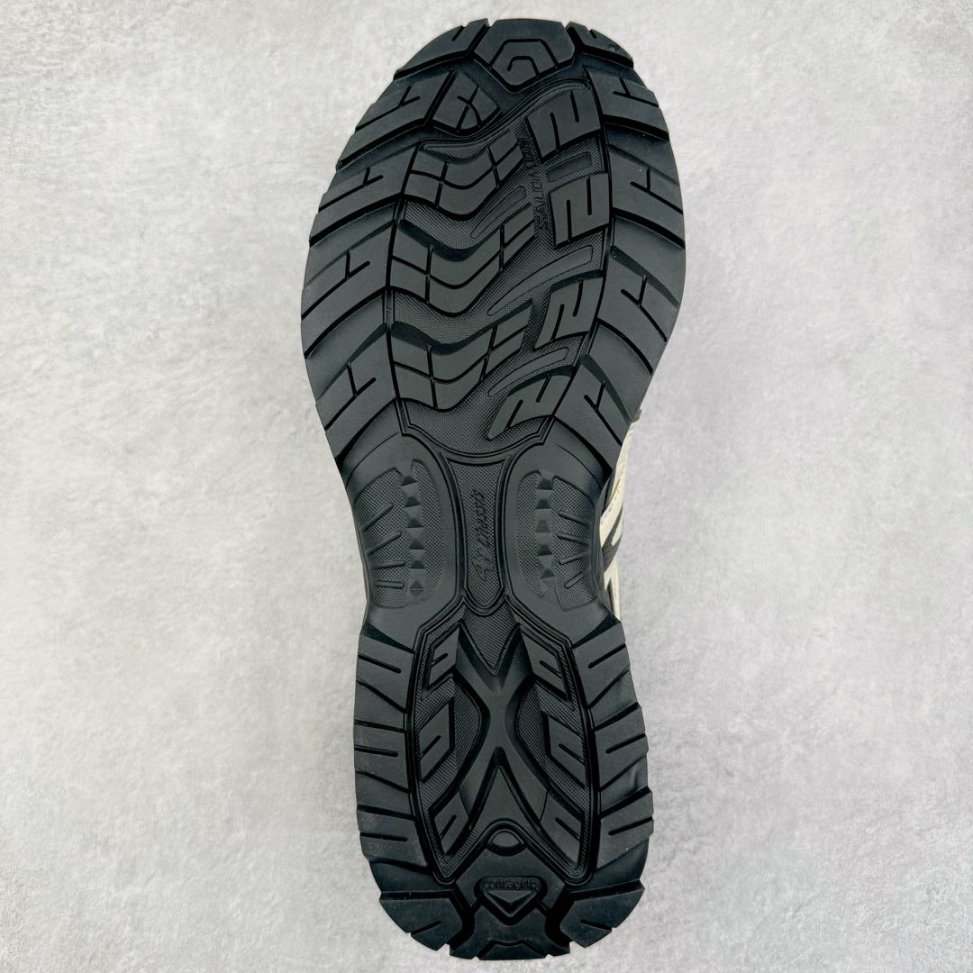 图片[9]-＃X版 Salomon XT-QUEST ADV 萨洛蒙潮流越野机能户外功能鞋 纯原外贸平台特供订单 耗时半年巨作 全套原纸板楦头开发 原厂特供网布配套加持 确保原汁原味 完美呈现版型 原档数据独家私模五层组合大底 男女鞋同步官方开发至46.5 原装Ortholite轻量化鞋垫 中底布带钢印编号 原厂TPU锁扣 进口港宝加持 后跟自然饱满 还原公司包裹性 基于 SALOMON 初代 XT 鞋身造型并搭载 4D ADVANCED CHASSIS™ 大底打造而成 为这款 XT-QUEST 带来了多项足部控制与保护等功能性 如在运动过程中控制左右晃动的过程而提高稳定性、改善长途越野过程中足中到足尖的过渡、提高感知岩石的精确度以抵抗尖锐物体对脚底的伤害以及采用动态缓冲来增强穿着舒适感 从而减轻疲劳感 使 XT-QUEST 成为一双舒适且安全的户外之履 尺码：36 36.5 37.5 38 38.5 39 40 40.5 41 42 42.5 43 44 44.5 45 46 46.5-选品中心