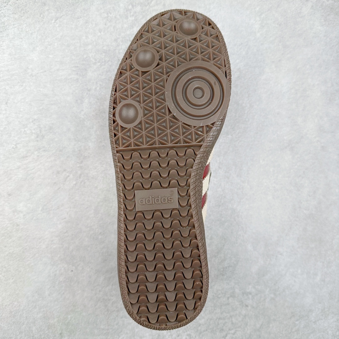 图片[9]-AD Original Samba OG 复古经典轻便板鞋 JI3216 这款桑巴鞋展示了高质量的工艺 带有装饰的超锁缝制和无缝的手感 柔软、柔软的皮革造型和标志性的3条纹完成了精致的外观 正规合身鞋带 鞋面上有绒面鞋垫 橡胶鞋底 享受正畸套筒软感 自50年代首次亮相以来就一直在赢得粉丝的青睐 尺码：36 36.5 37.5 38 38.5 39 40 40.5 41 42 42.5 43 44 44.5 45-选品中心