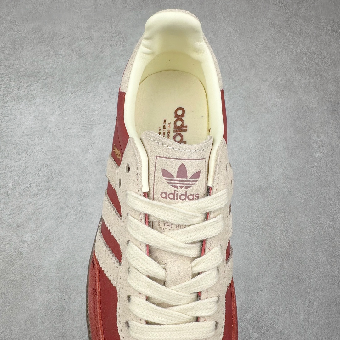 图片[5]-AD Original Samba OG 复古经典轻便板鞋 JI3216 这款桑巴鞋展示了高质量的工艺 带有装饰的超锁缝制和无缝的手感 柔软、柔软的皮革造型和标志性的3条纹完成了精致的外观 正规合身鞋带 鞋面上有绒面鞋垫 橡胶鞋底 享受正畸套筒软感 自50年代首次亮相以来就一直在赢得粉丝的青睐 尺码：36 36.5 37.5 38 38.5 39 40 40.5 41 42 42.5 43 44 44.5 45-选品中心