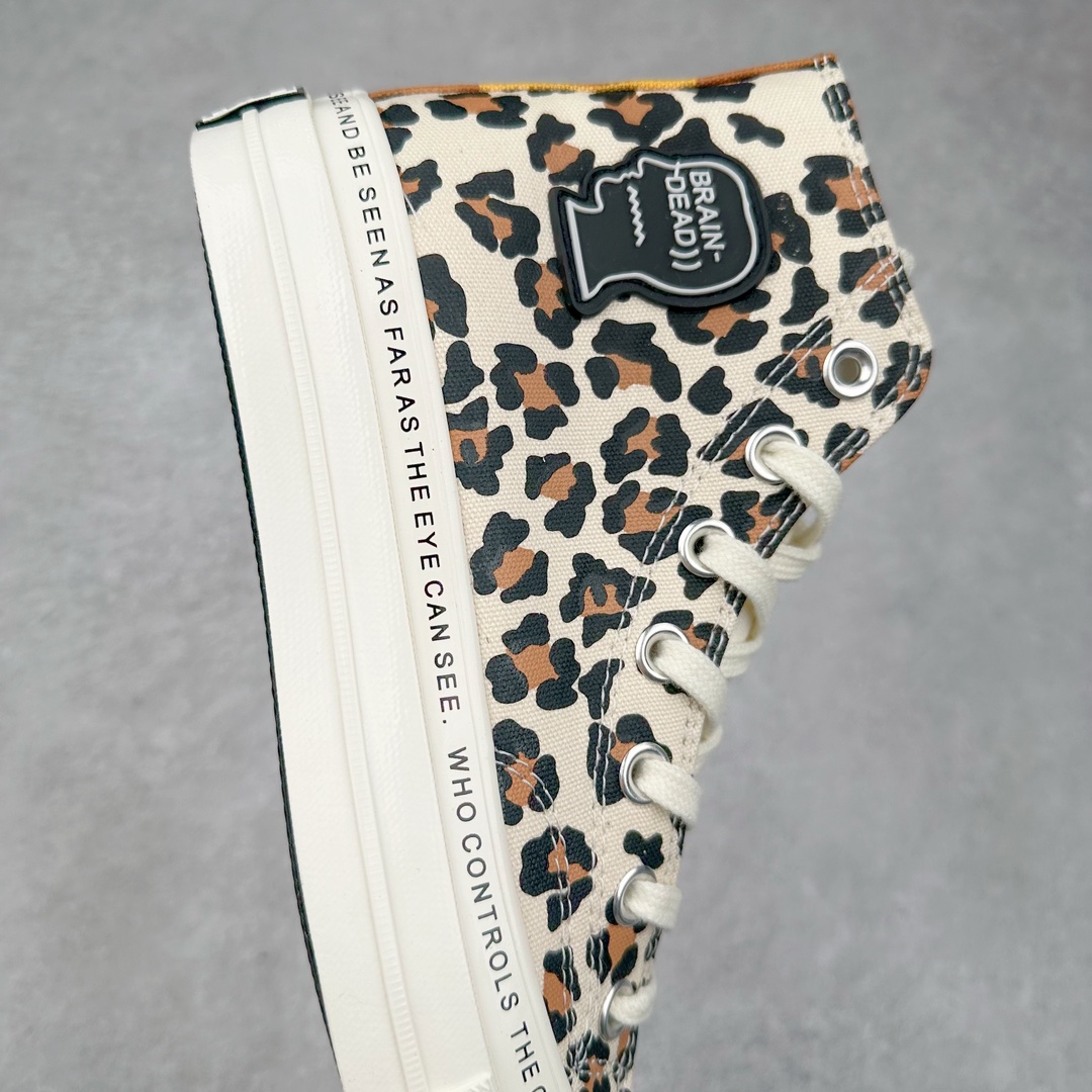 图片[6]-Converse X Brain Dead 鸳鸯迷彩脑死亡联名 鞋款采用多面印花图案设计，动物纹，迷彩，旗帜，每一面都秀出个性，外侧鞋帮处印有Brain Dead标志性LOGO的橡胶贴片，配合鞋边胶条的文字细节，带来视觉冲击，conversr X Brain Dead合作系列凝聚街头的基因，带永不过时的魅力，诠释着特立独行的个性。 货号：A12219C 尺码：35 36 36.5 37 37.5 38 39 39.5 40 41 41.5 42 42.5 43 44-选品中心