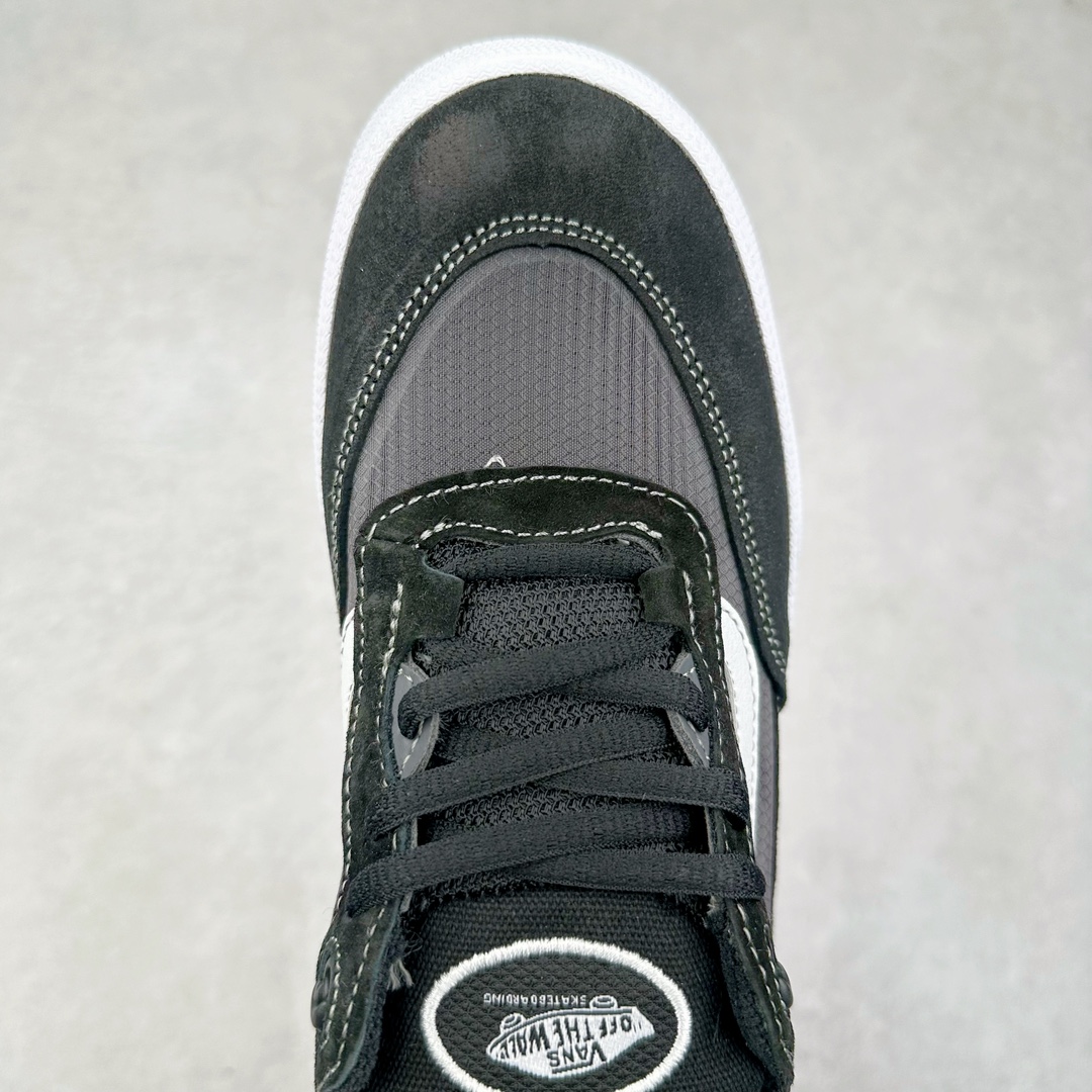 图片[4]-Vans Wayvee 专业缓震低帮滑板 此次Wayvee 采用了全新的鞋面结构，以半透明 TPE 网状结构示人，使得鞋款有着无与伦比的强大的透气性。鞋款上还用到最普遍的 Duracap 鞋头，以最大限度地延长鞋款的使用寿命。 此外，LuxLiner 科技将鞋舌和内里融为一体，提供更舒适、更贴合脚部的穿着体验。又内置了全尺寸的 UltraCush 中底以及标志性的 Wafflecup 外底，能够给予滑手难以置信的弹性、耐久性和最大的冲击缓冲性能。 货号：VN0A5JIAY28 工艺：硫化1：1（重量1：1、真标、原钢印、材质标、鞋型标、合格证） 尺码： 36 36.5 37 38 38.5 39 40 40.5 41 42 42.5 43 44-选品中心